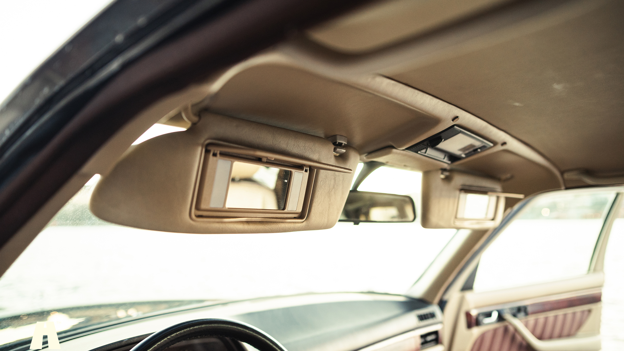 Innenraumfoto von 1991 Mercedes 1000 SEL TRASCO