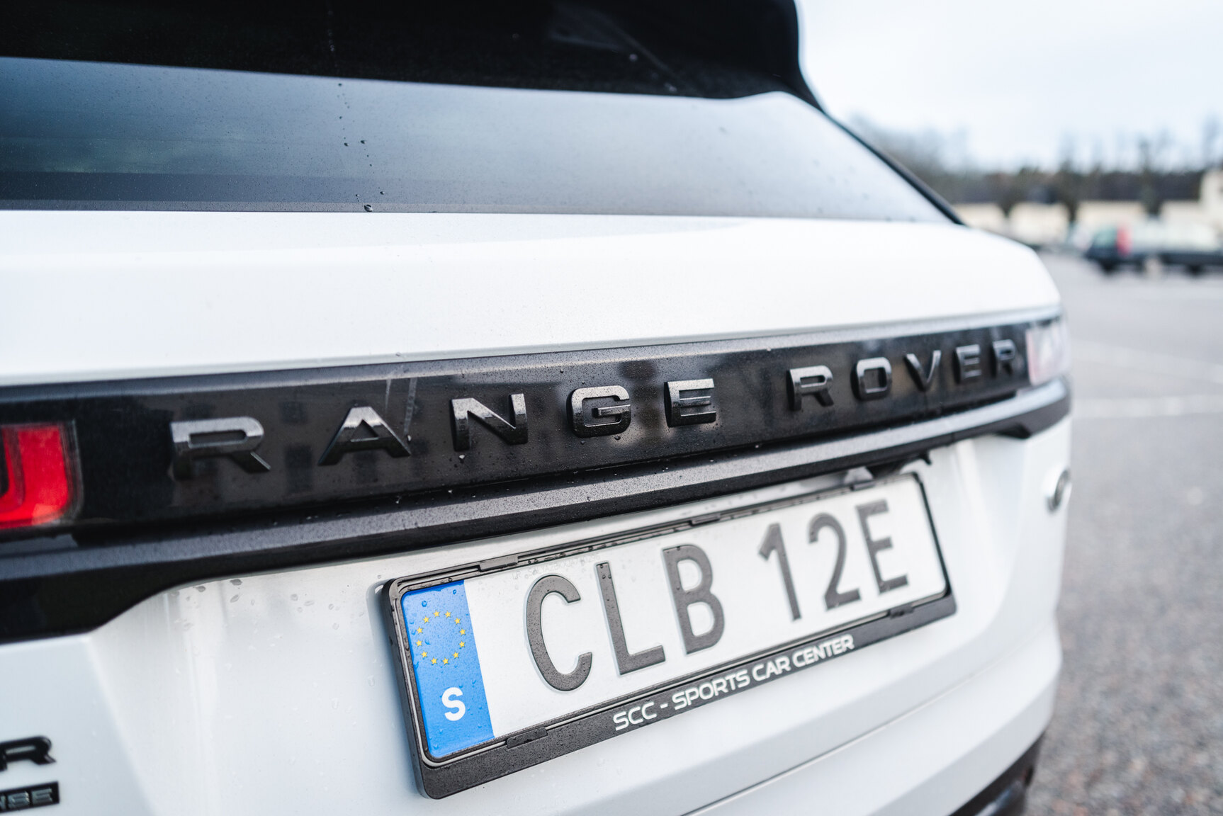 Exterior image of 2018 Range Rover Velar D300 AWD HSE