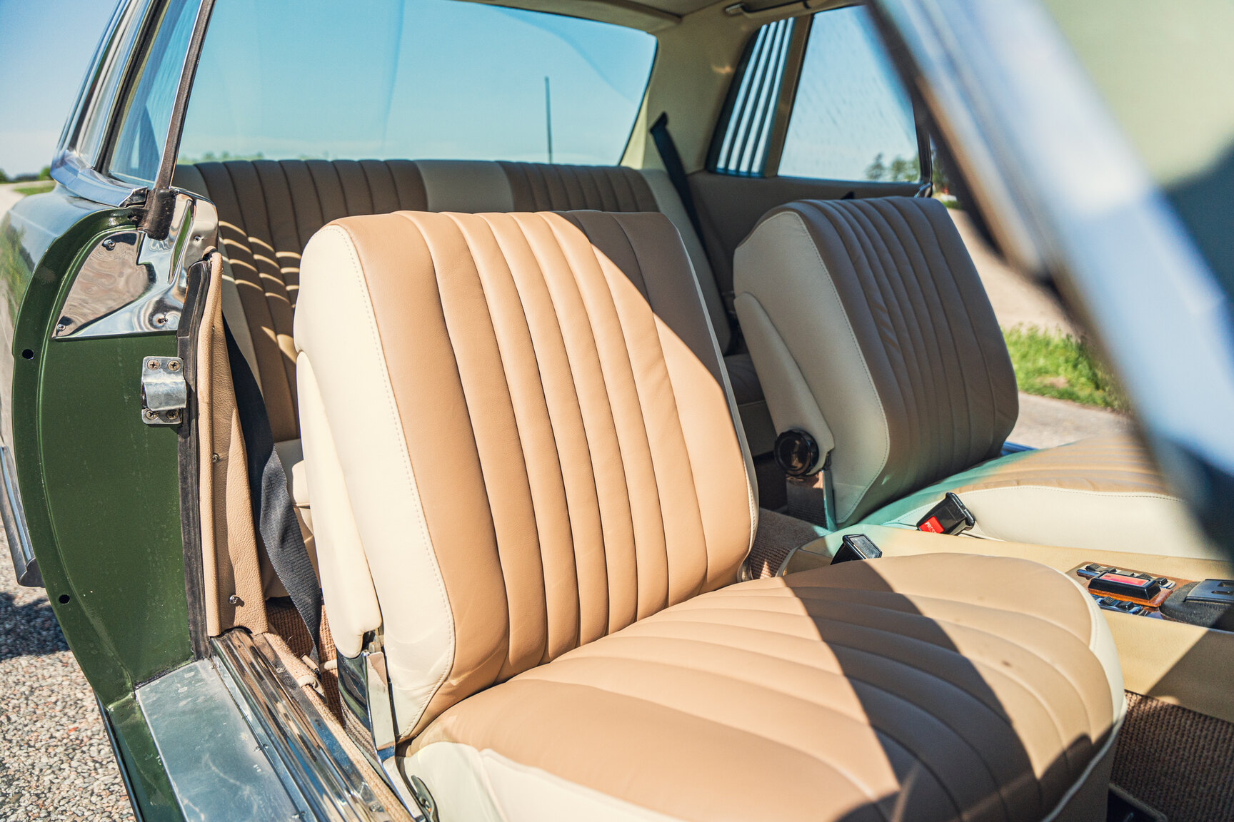 Innenraumfoto von 1976 Mercedes-Benz 450 SLC (5)