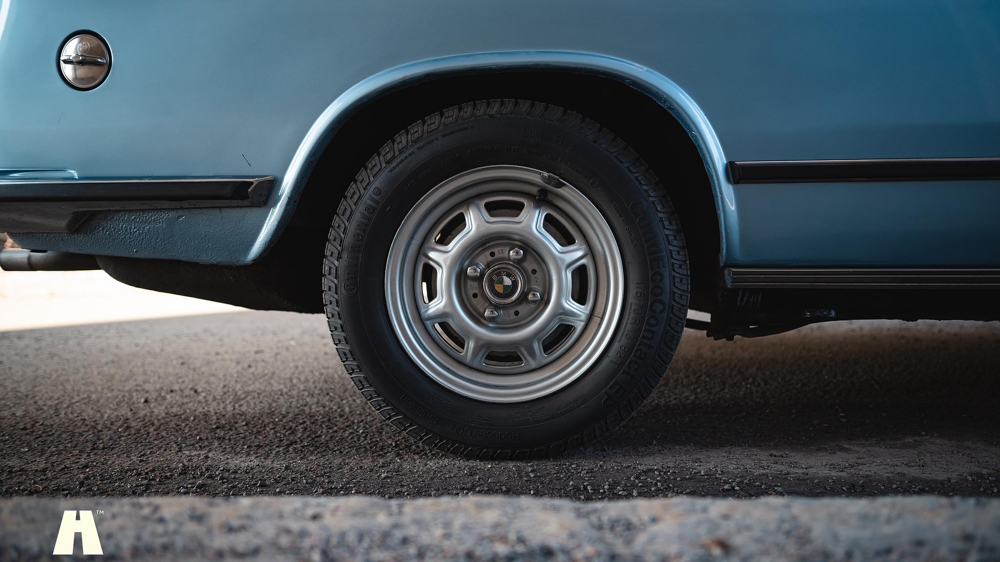 Exteriörbild på 1974 BMW 2002