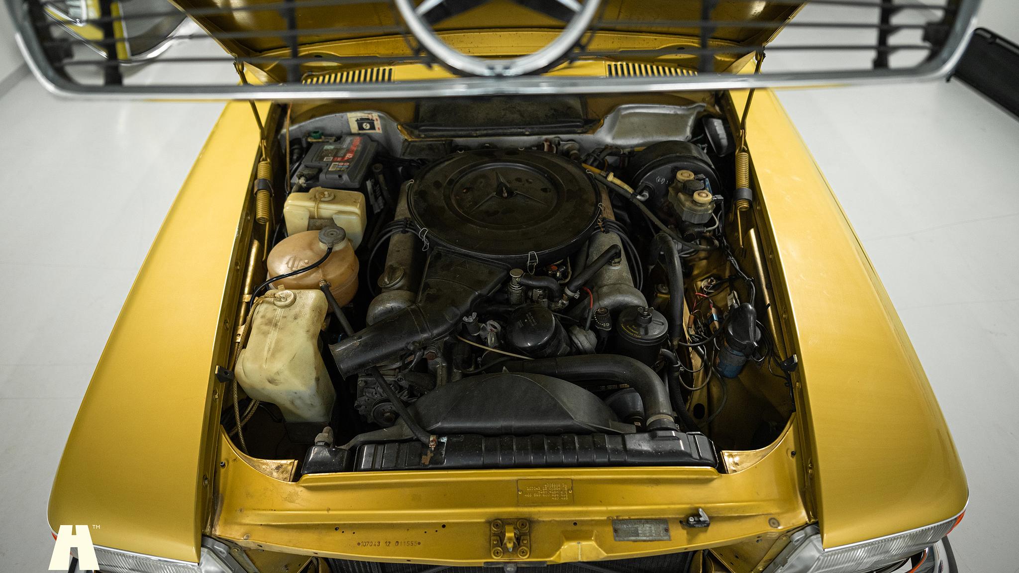 Image of 1975 Mercedes SL 350 mechanics