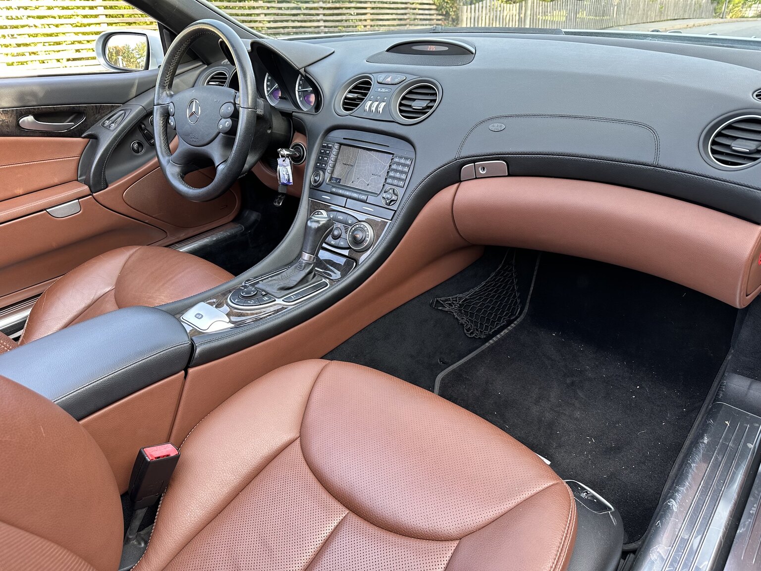 Interiörbild 2007 Mercedes-Benz SL500 AMG