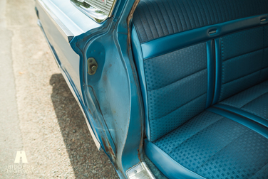 Interior image of 1963 Mercury Monterey Custom 4-door