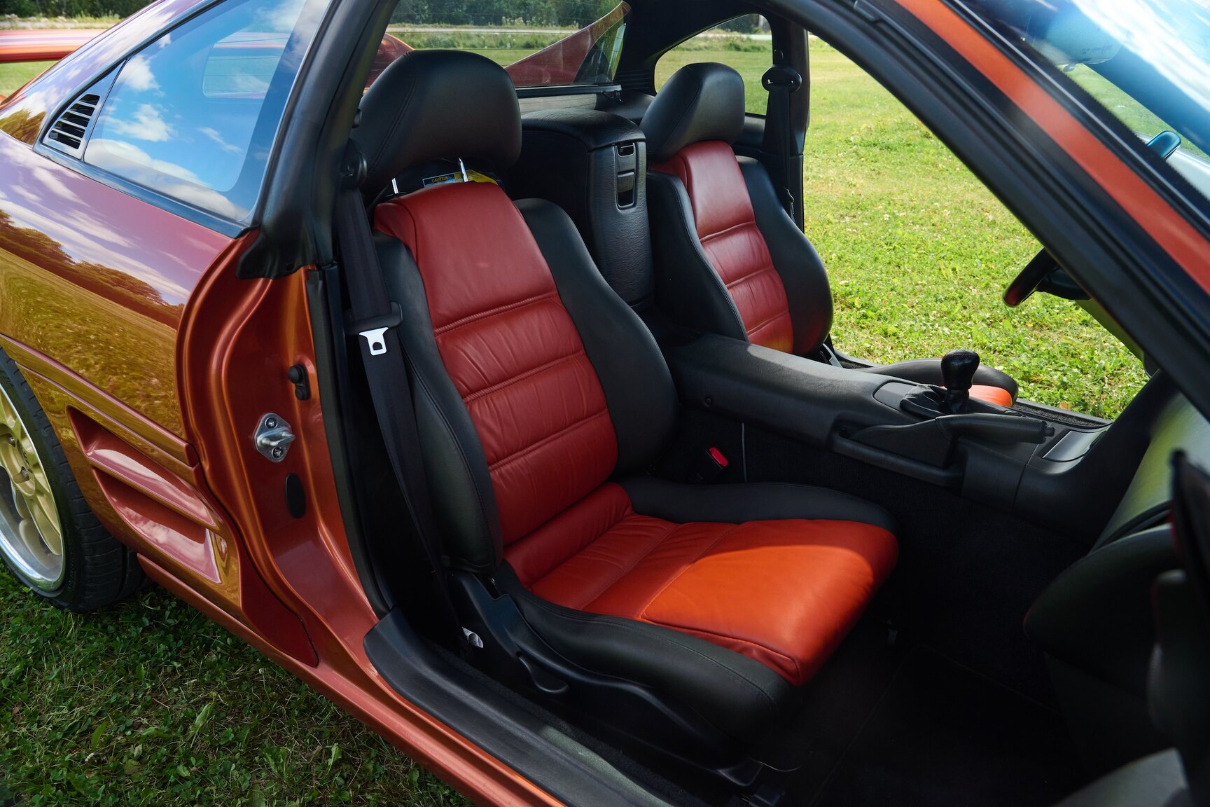 Interiörbild 1999 Toyota MR2 2.0 Turbo