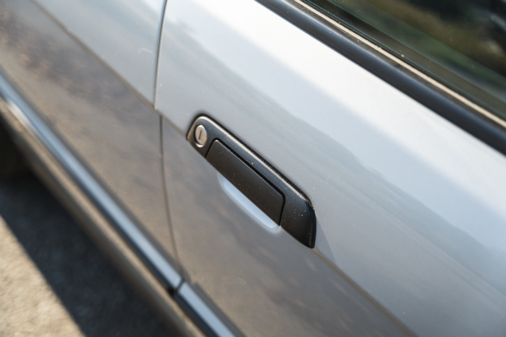 Exteriörbild på 1994 BMW 520i E34