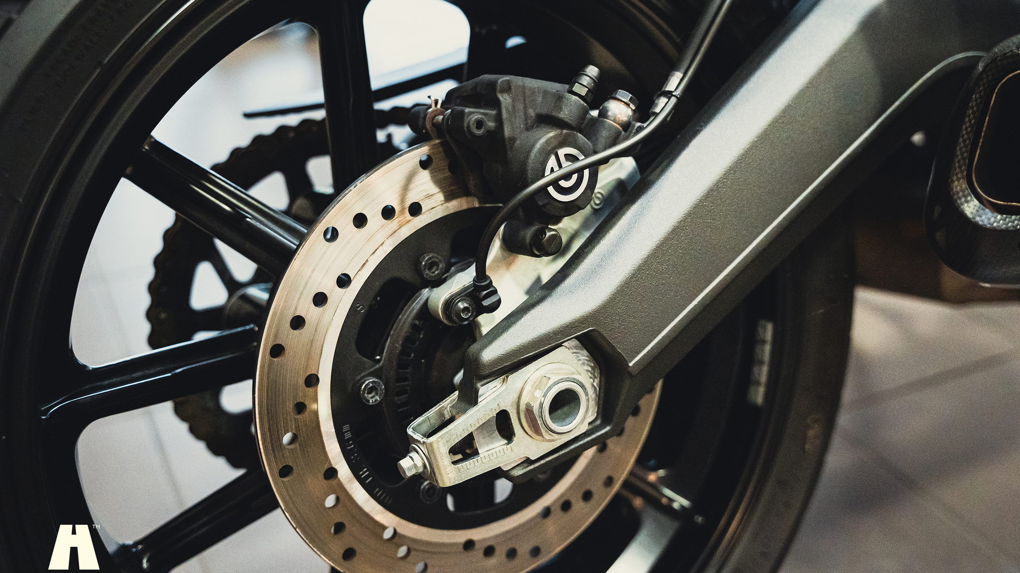 Image of 2015 Ducati Scrambler  (1) mechanics