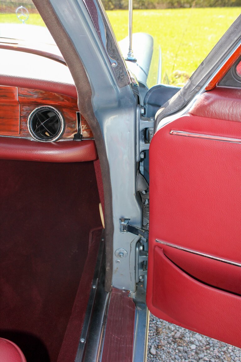 Interiörbild 1972 Mercedes-Benz 300 SEL 3.5