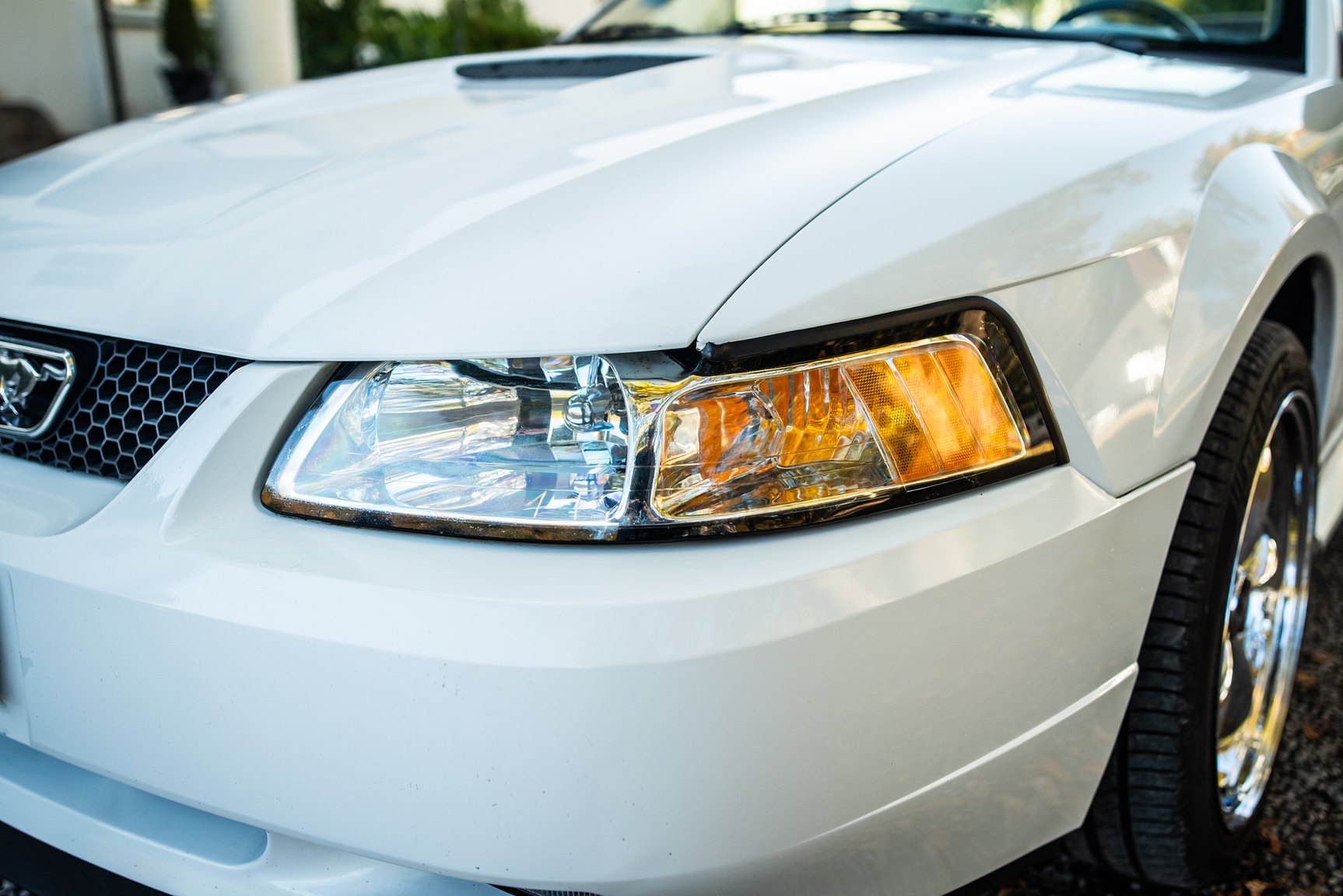 Exteriörbild på 2000 Ford Mustang Convertible 3.8 V6 Automat