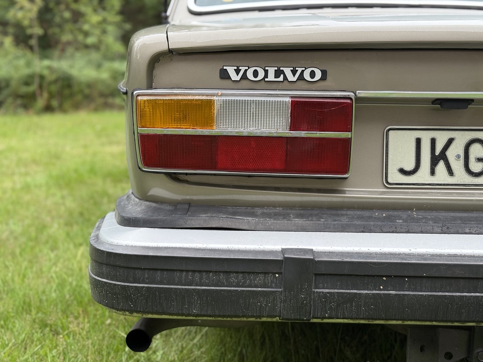 Exterior image of 1976 Volvo 264 V6 GL Automatisk