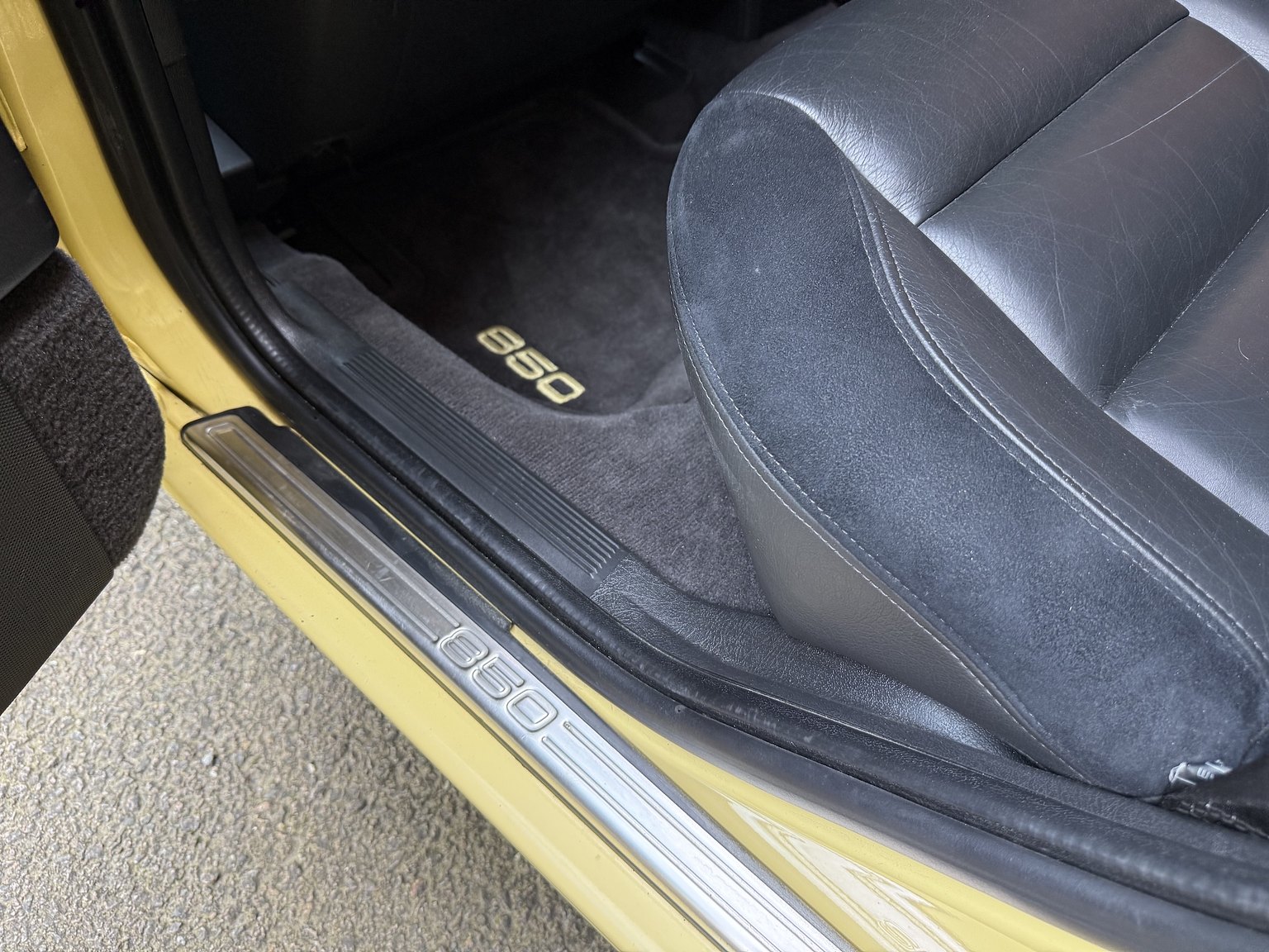 Interior image of 1995 Volvo 850 T-5R