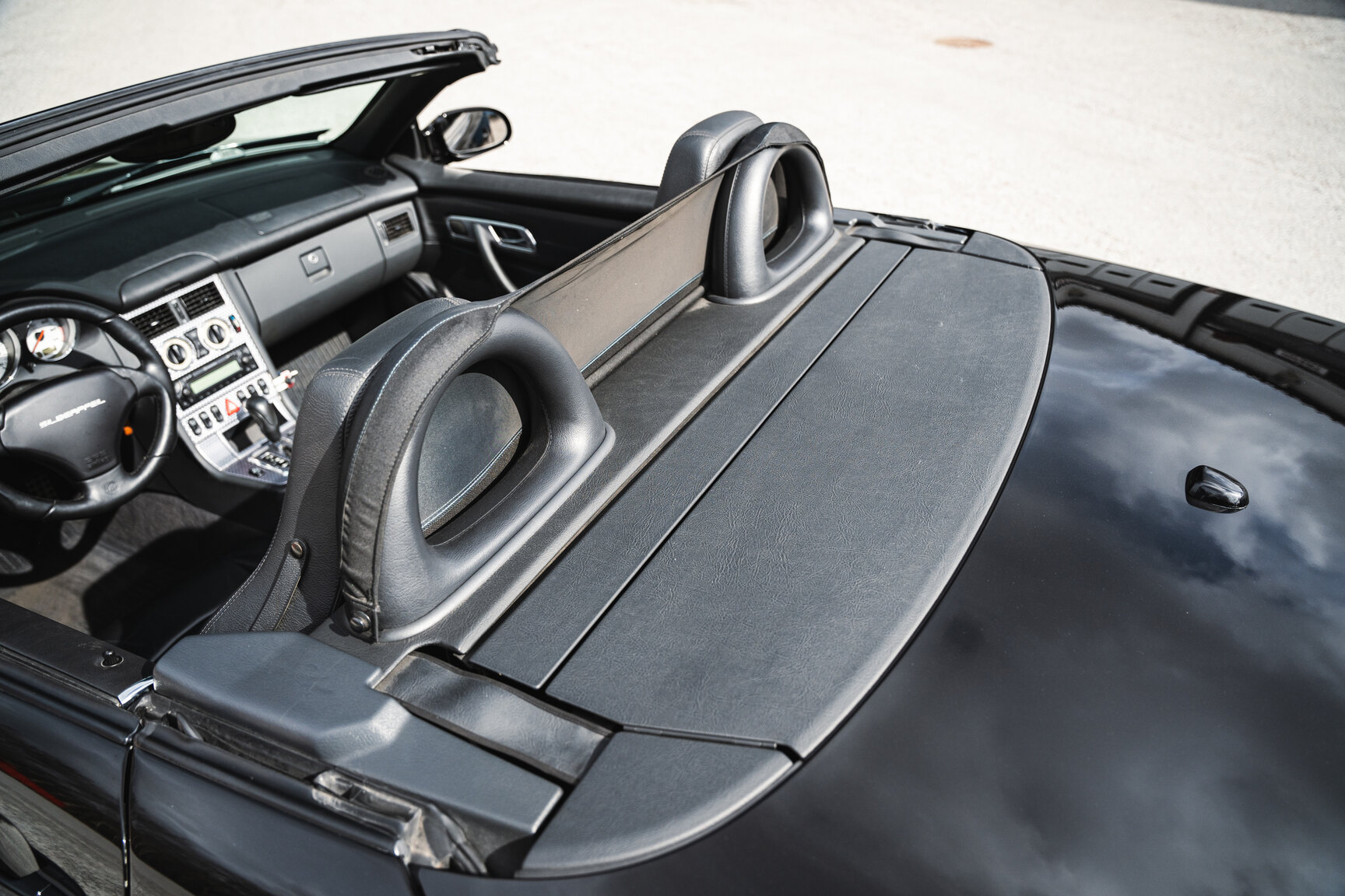 Exteriörbild på 2001 Mercedes-Benz SLK 32 AMG