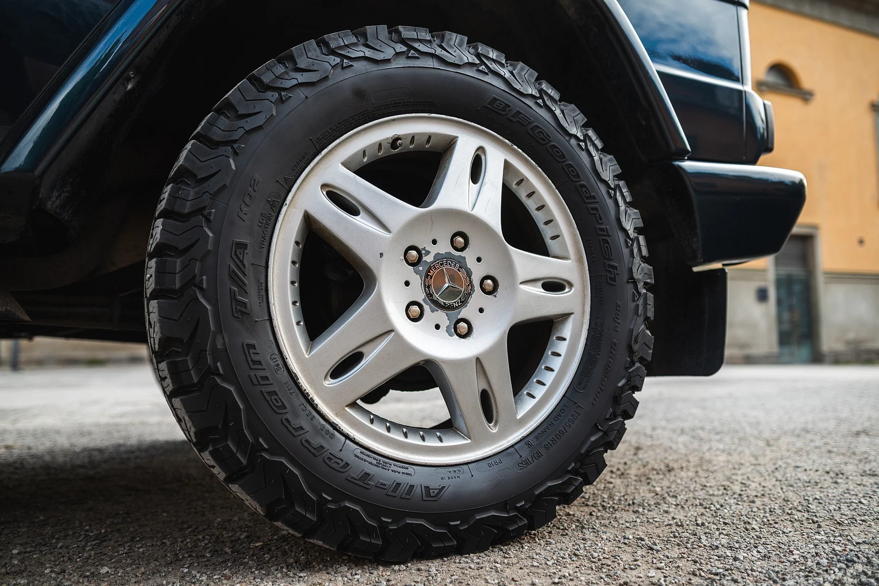 Exteriörbild på 2002 Mercedes-Benz G400  (32)
