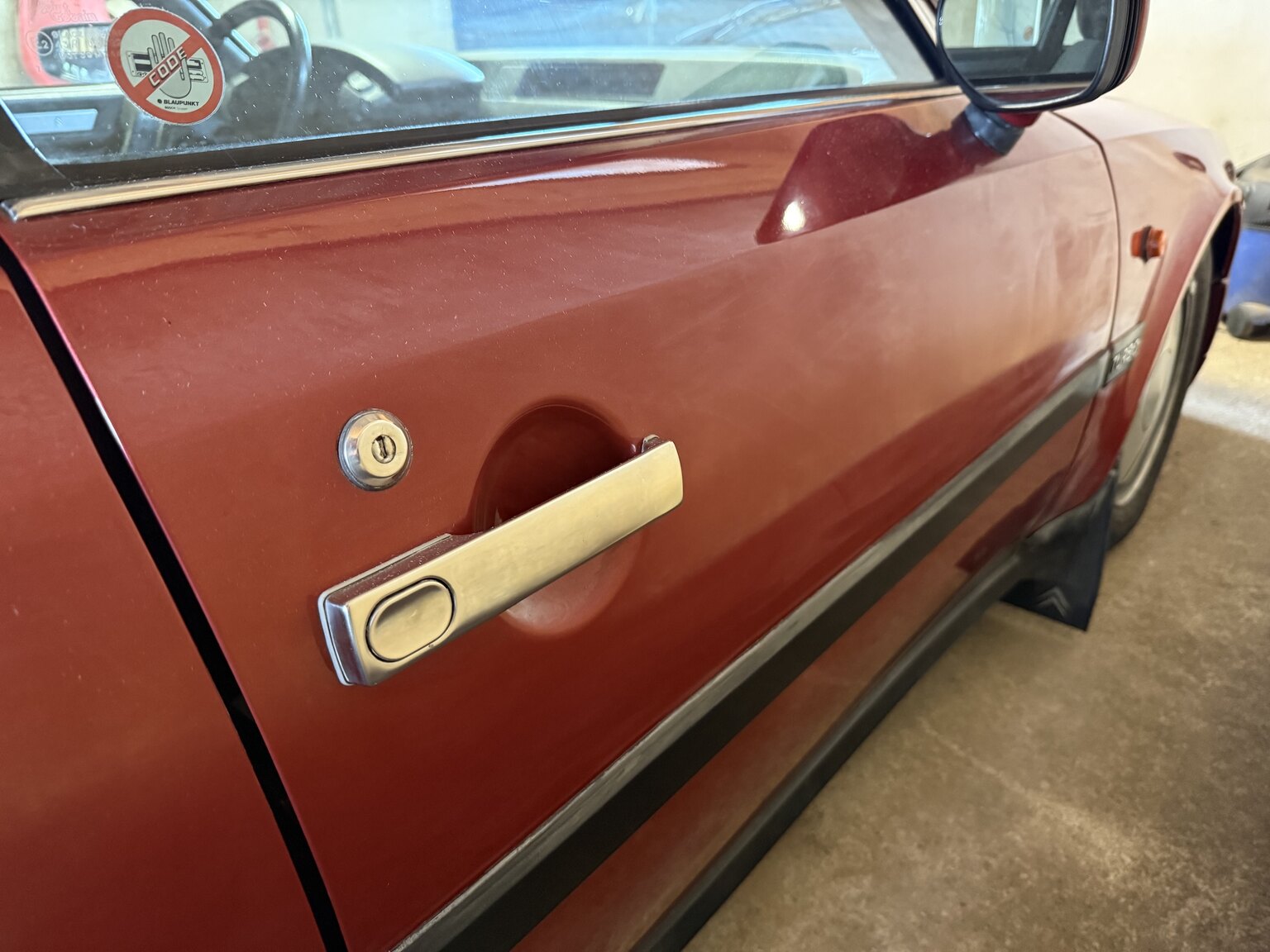 Exterior image of 1988 Citroën CX 25 2.5 GTi Turbo II
