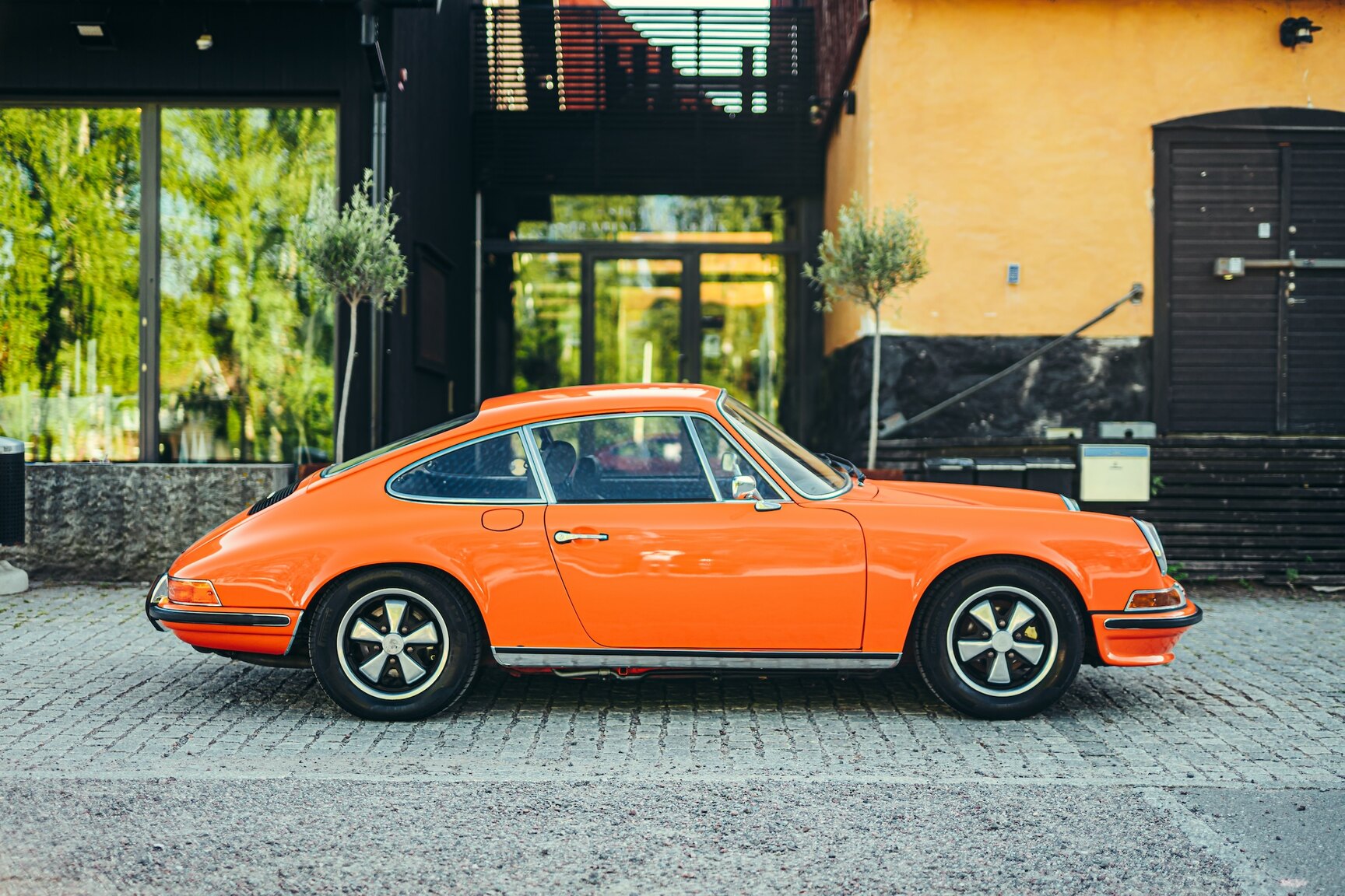 Exteriörbild på 1972 Porsche 911E