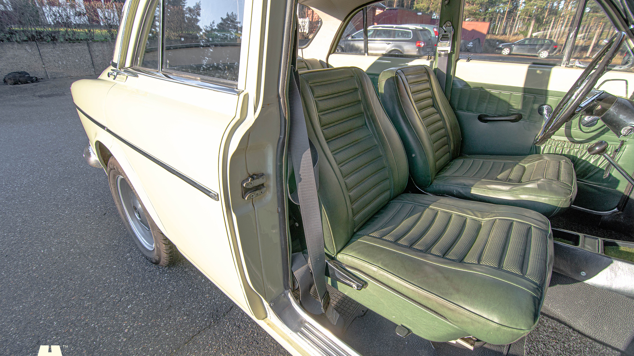 Interior image of 1966 Volvo Amazon Sport