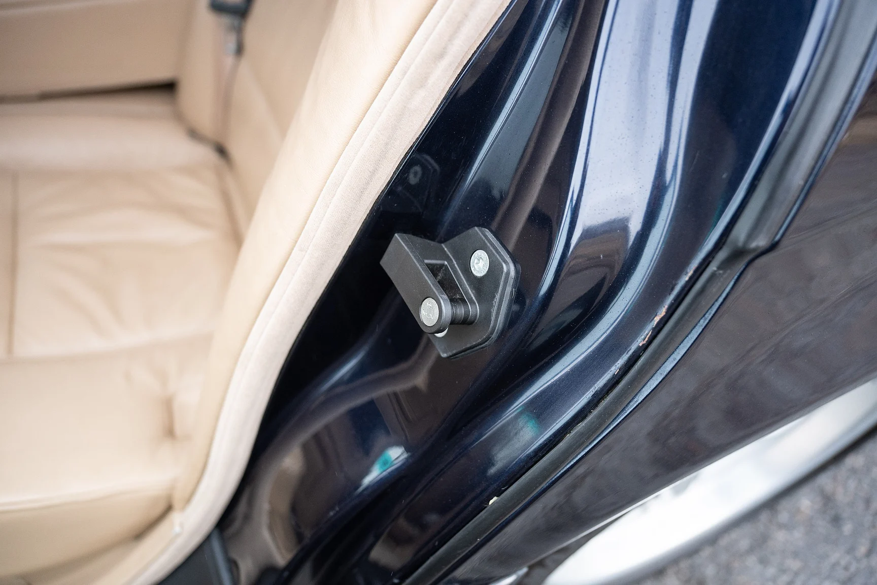 Interior image of 1996 BMW 740 iA - NO RESERVE (33)