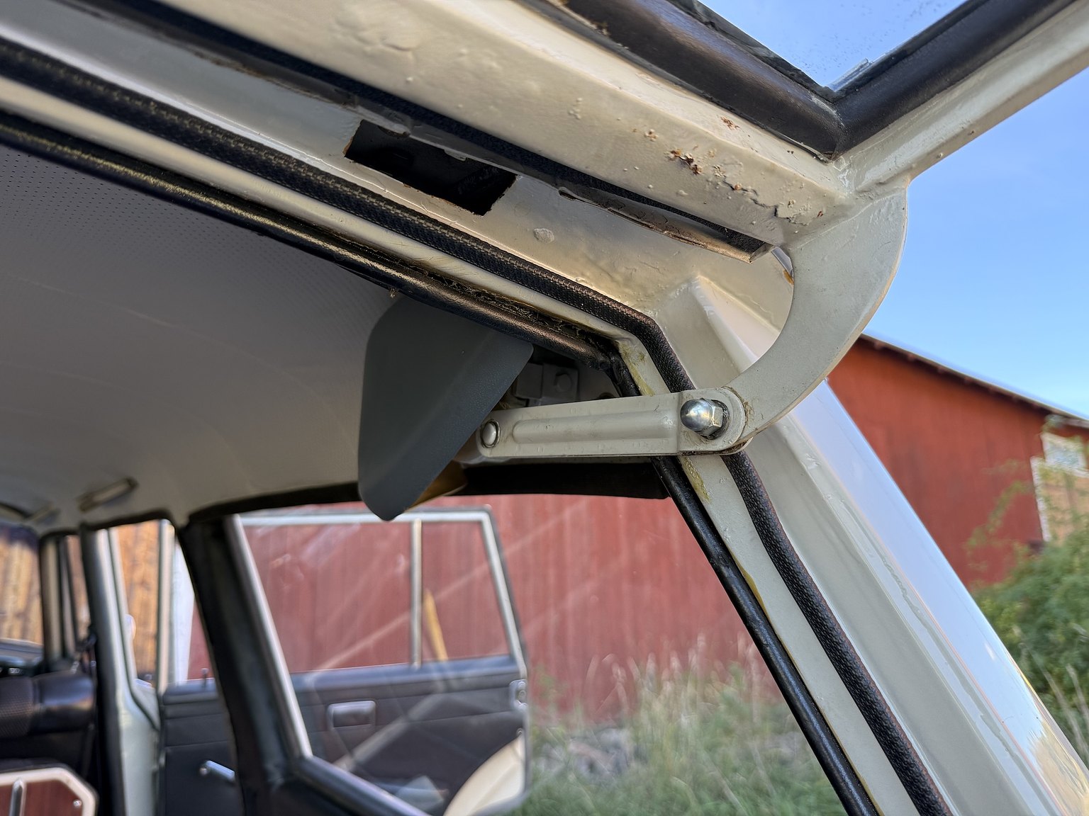 Interiörbild 1967 Mercedes-Benz 200D Safari