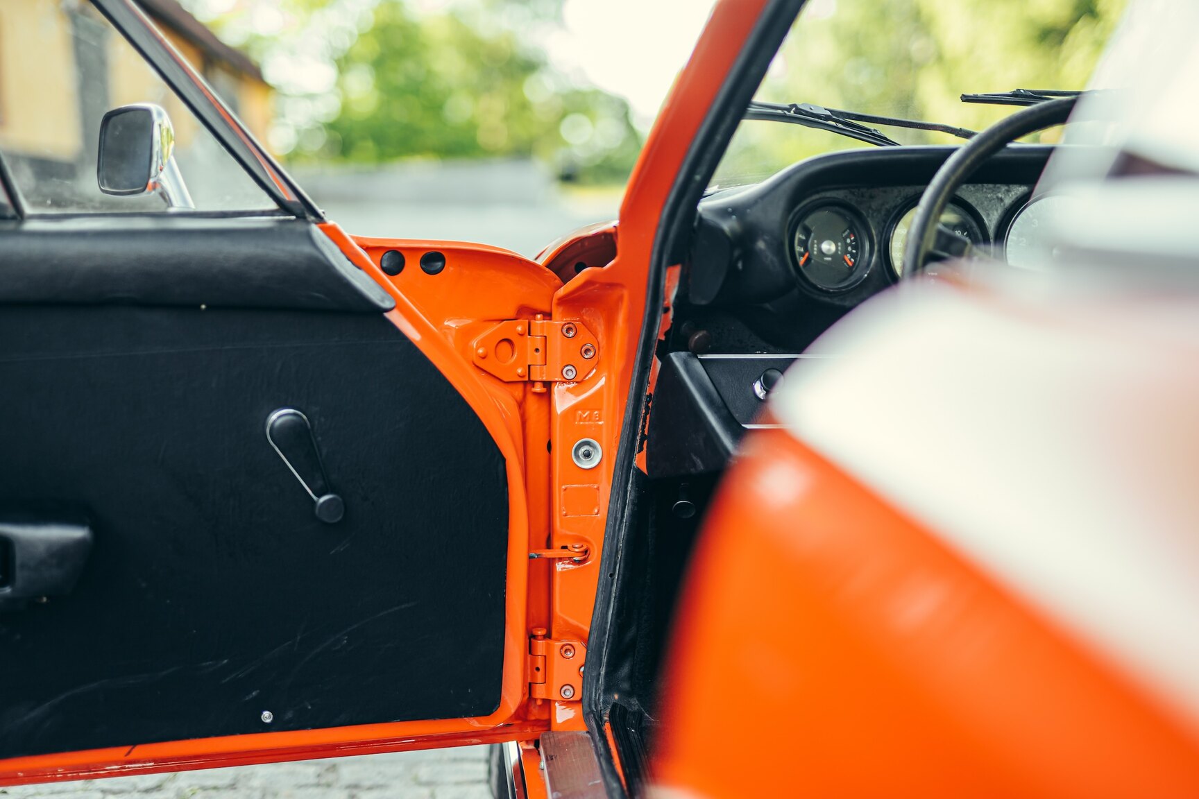Interior image of 1972 Porsche 911E