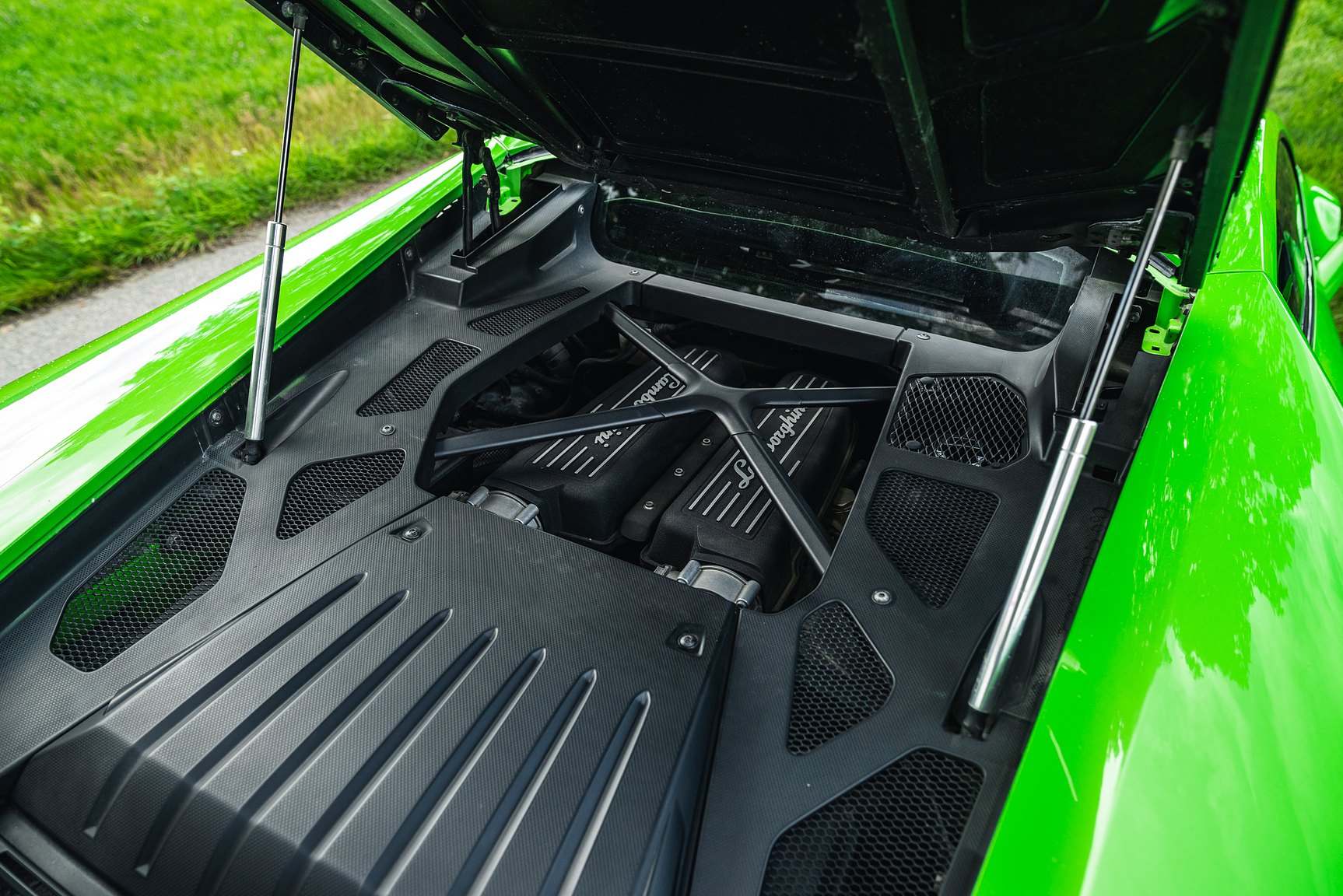 Image of 2016 Lamborghini Huracan LP-610-4 mechanics