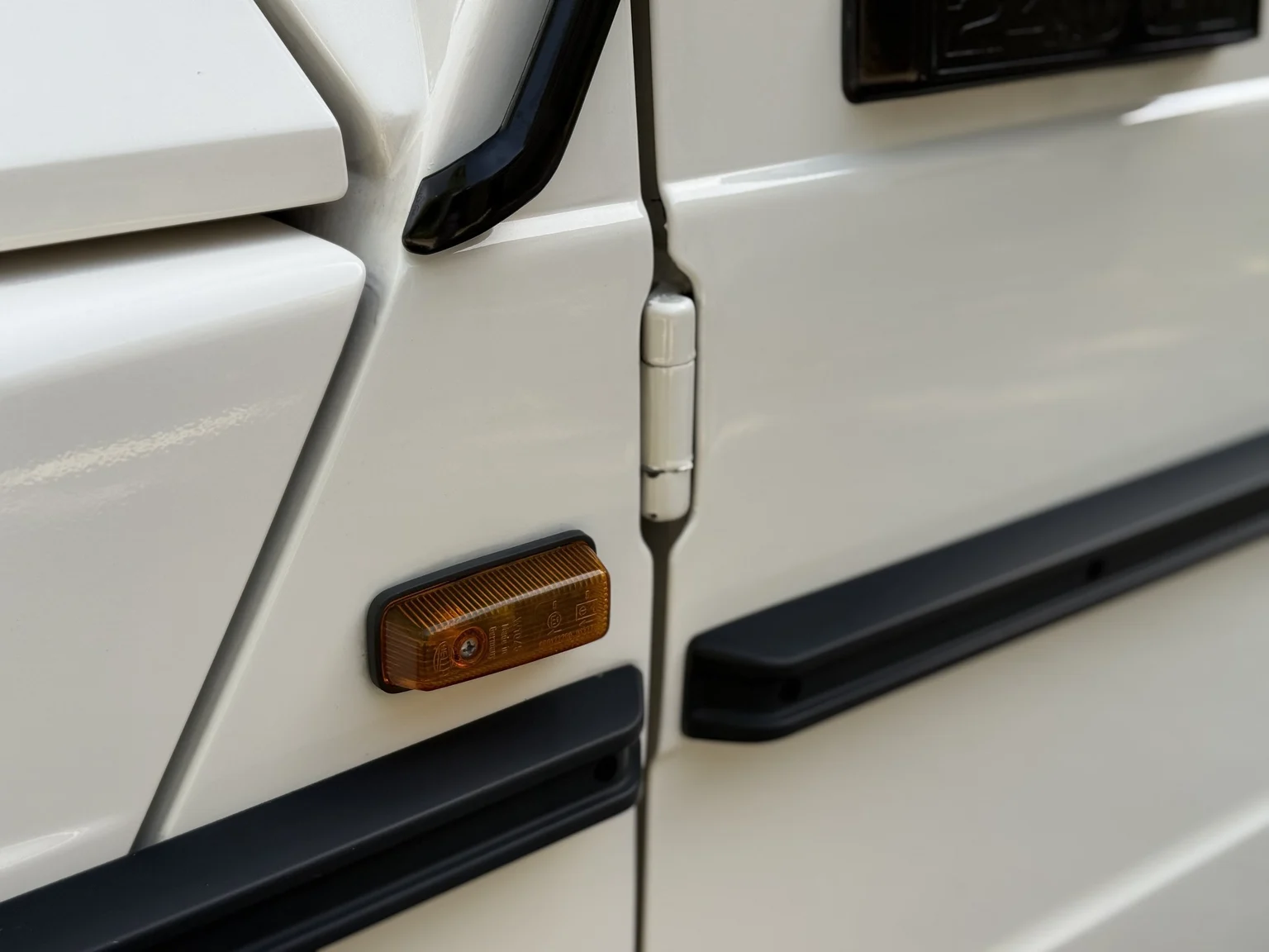 Aussenfoto 1981 Mercedes-Benz 240 GD (38)