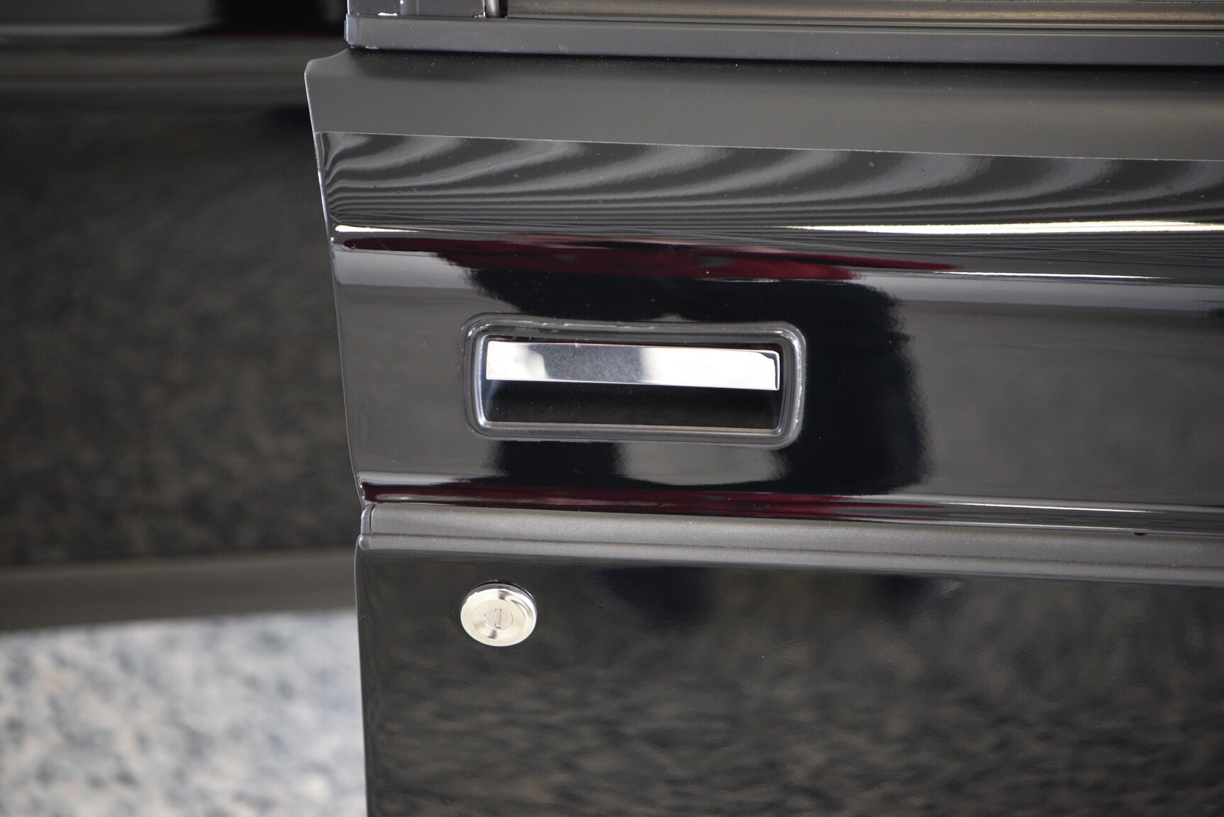 Exteriörbild på 1986 Volvo 240 DL (29)