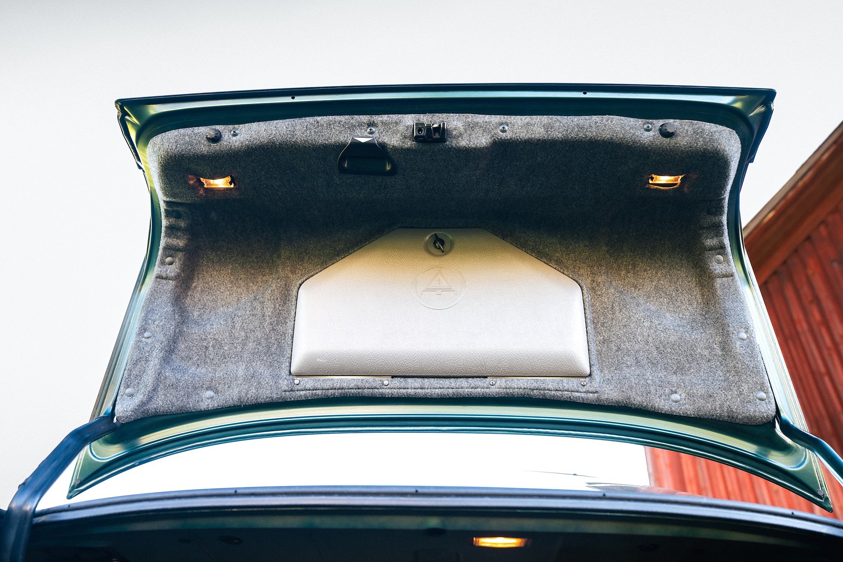 Interior image of 1993 BMW 525 tds "No Reserve Auction"