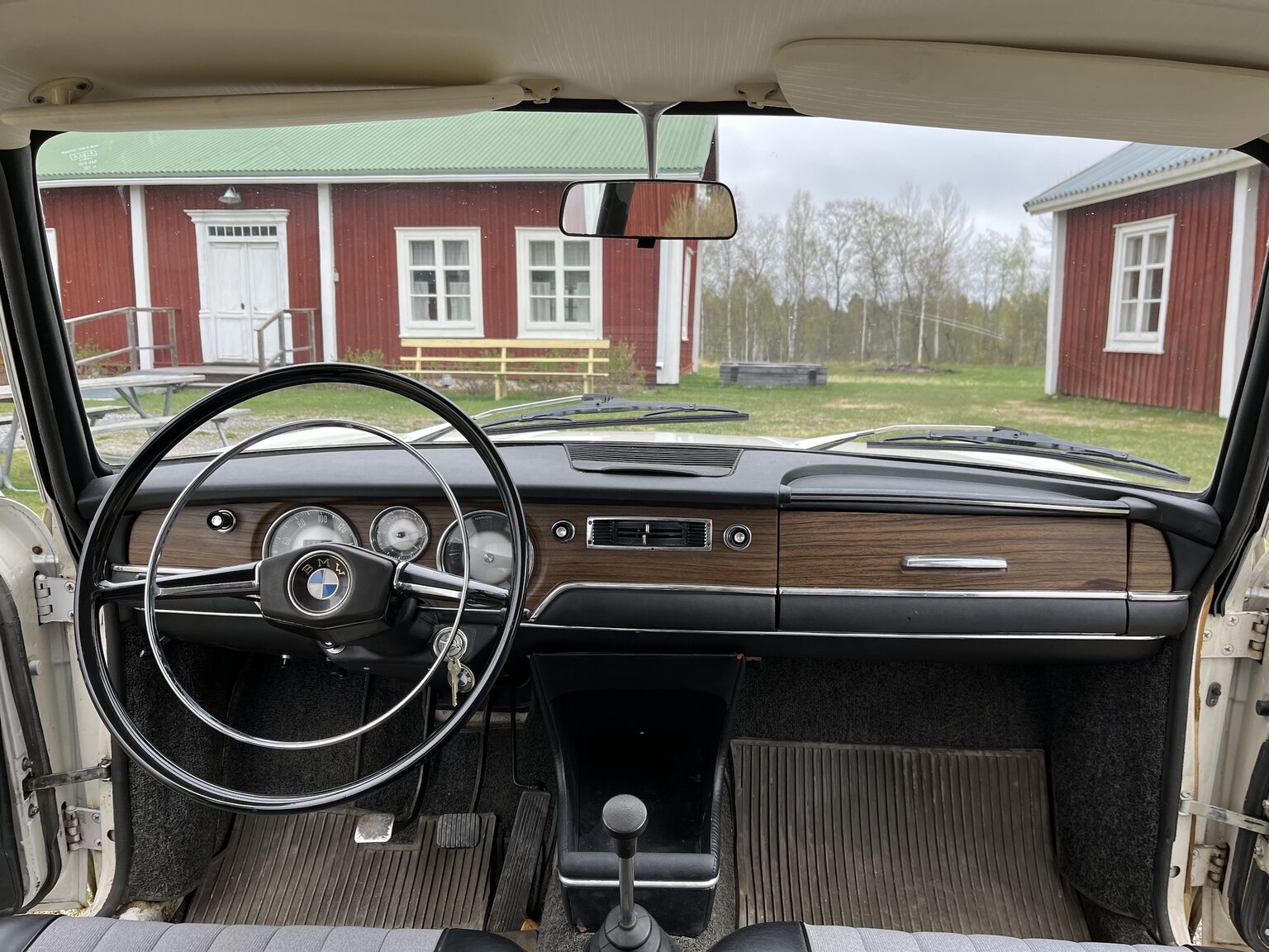 Interior image of 1965 BMW 1800