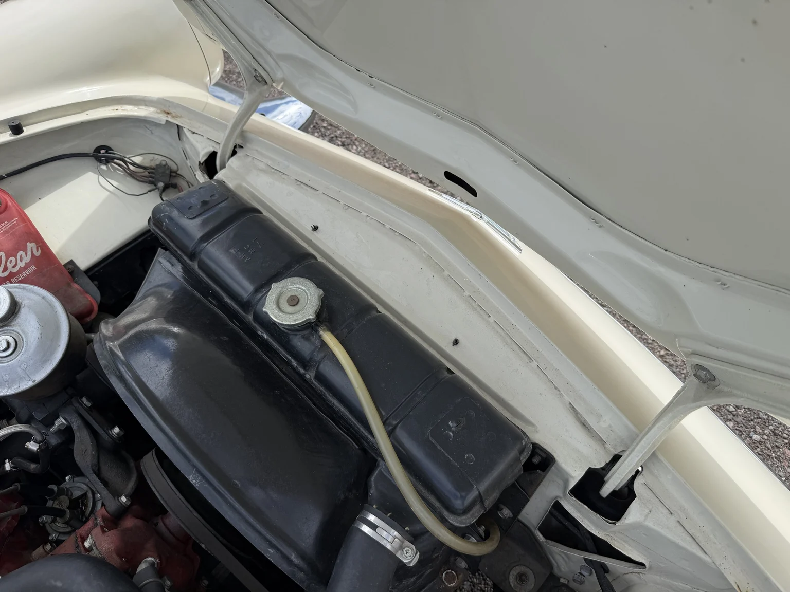 Image of 1957 Ford Thunderbird (21) mechanics