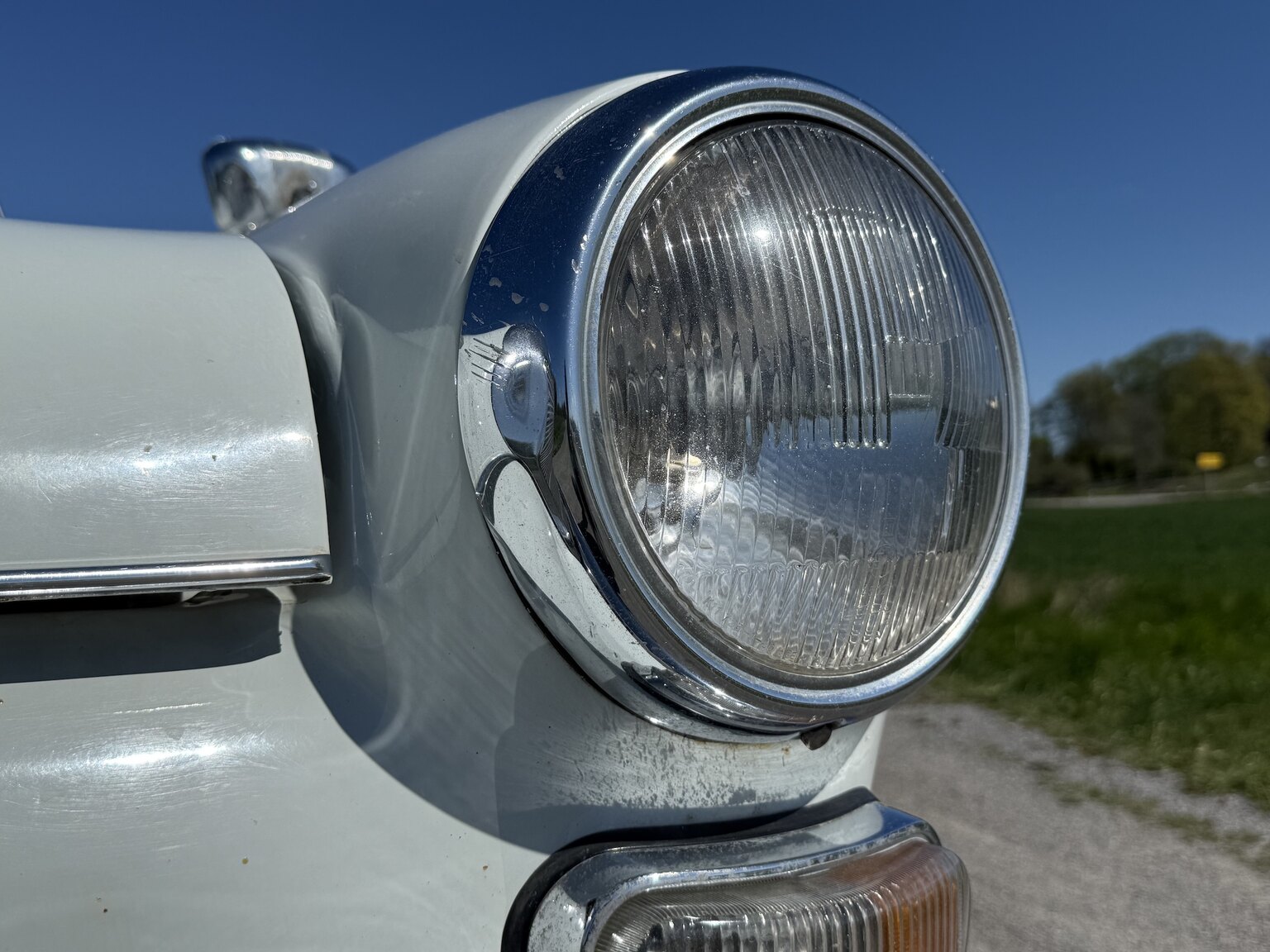 Exterior image of 1967 Mercedes-Benz 230 Safari
