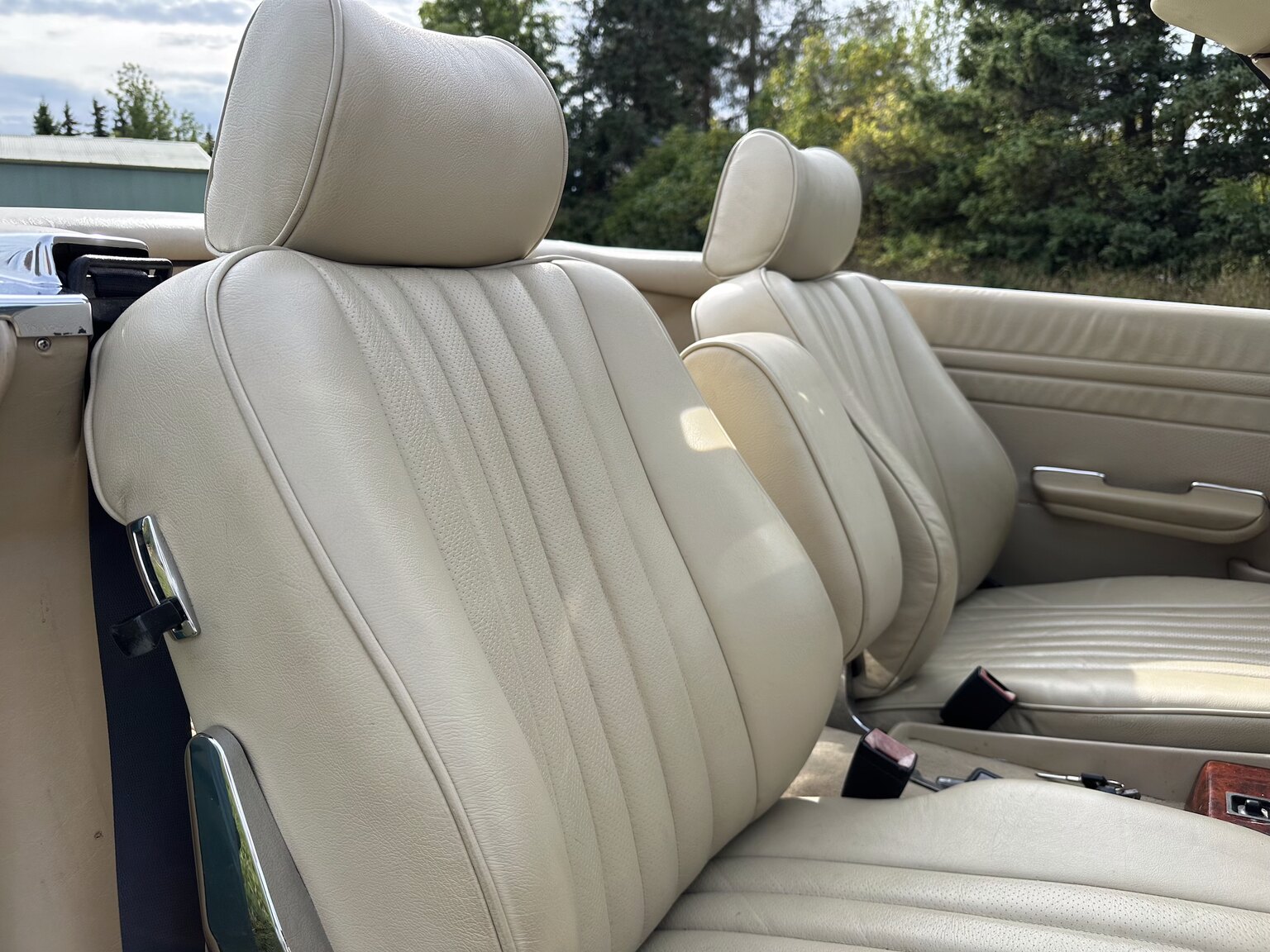 Interiörbild 1985 Mercedes-Benz 380 SL