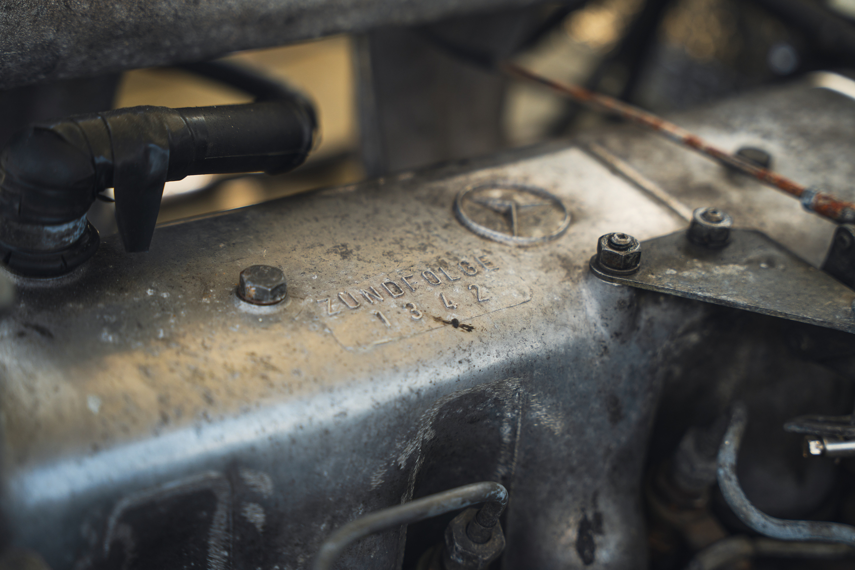 Image of 1966 Mercedes-Benz 200 D "Heckflosse" mechanics