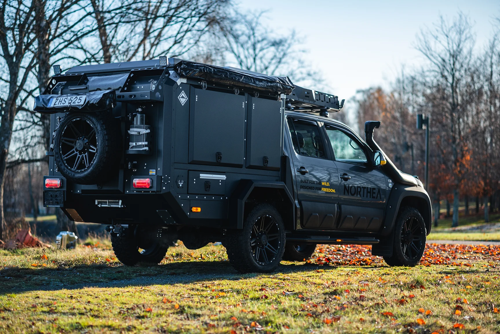 Exterior image of 2020 Northea Camper Expedition Volkswagen Amarok (7)