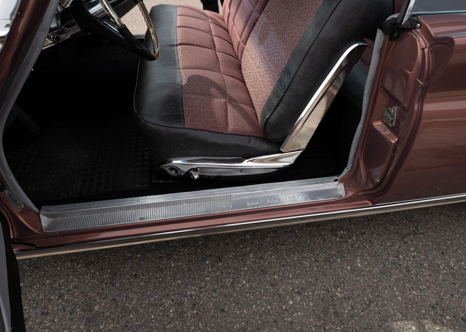 Innenraumfoto von 1961 Chrysler New Yorker Sedan (54)