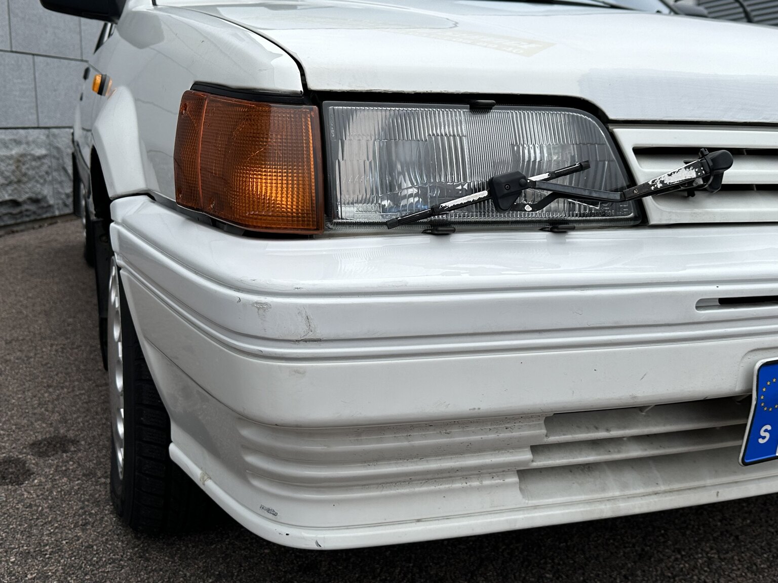 Exteriörbild på 1988 Nissan Sunny (23)