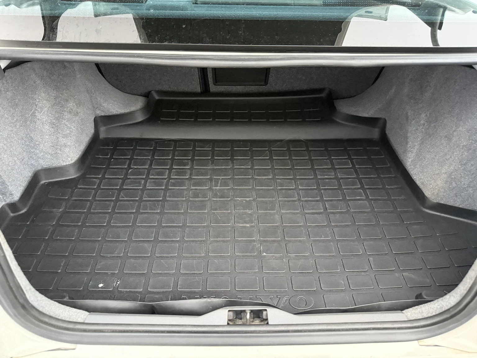 Interior image of 1994 Volvo 850 2.5 SE (41)