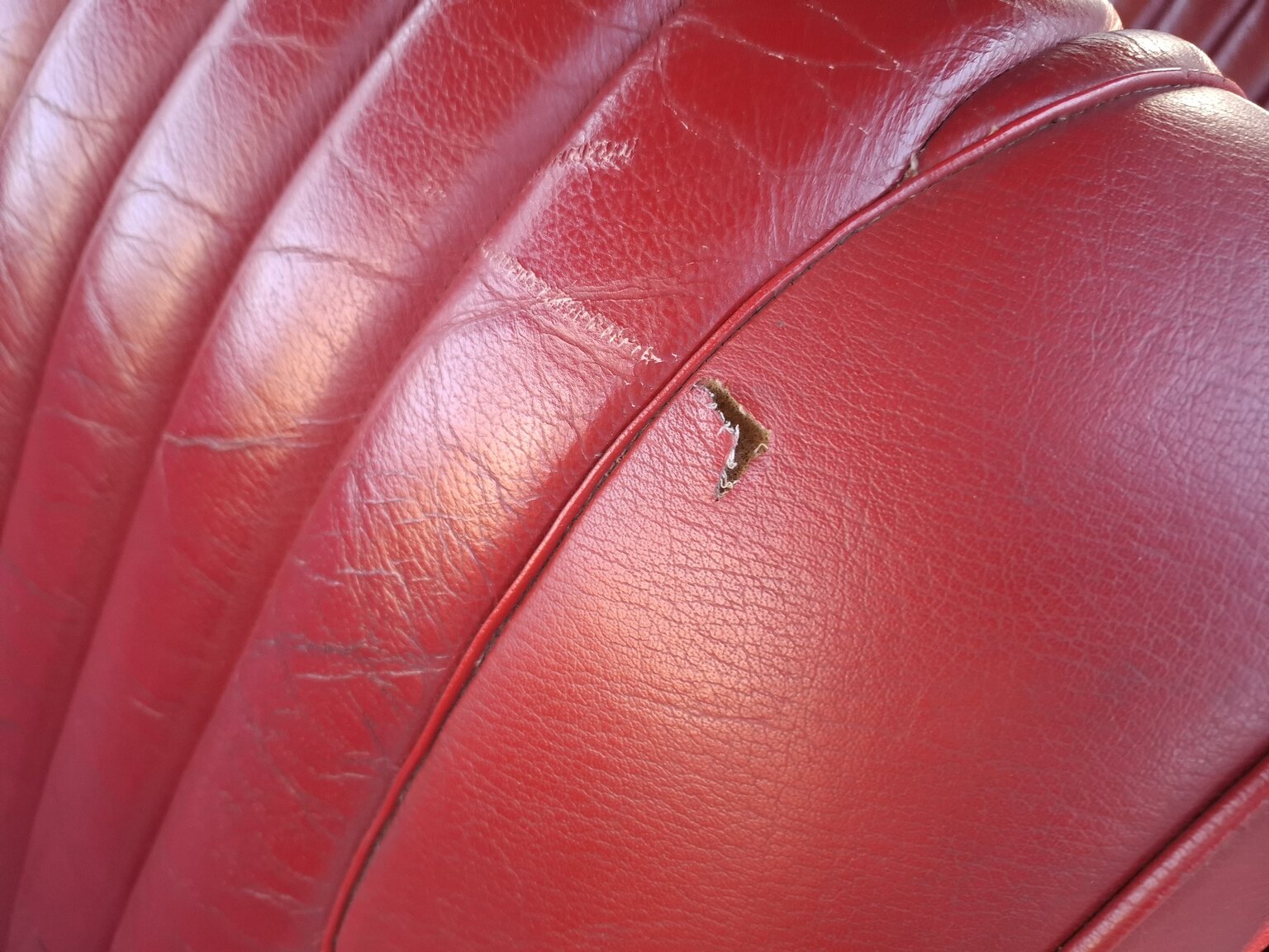 Interior image of 1961 Chrysler Newport Cabriolet