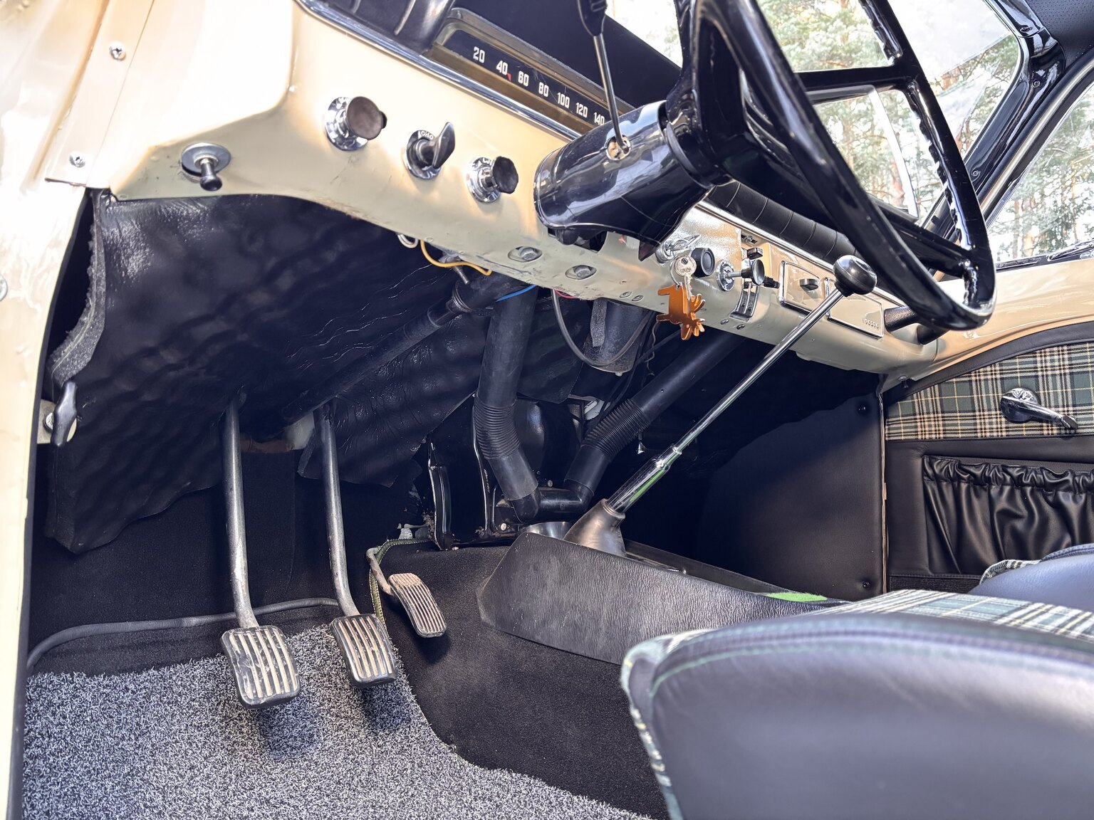 Interior image of 1965 Volvo Amazon