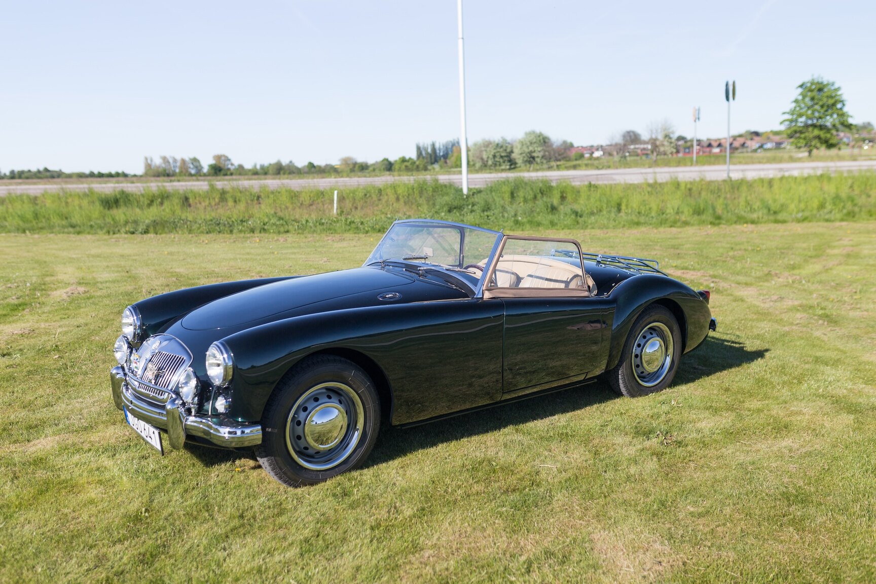 Exteriörbild på 1958 MG MGA 1500