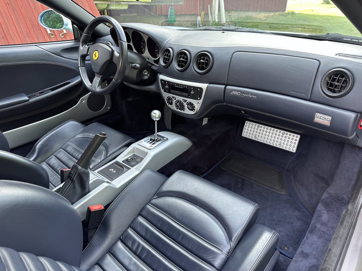 Interior image of 2001 Ferrari 360 Modena V8 Manual (21)