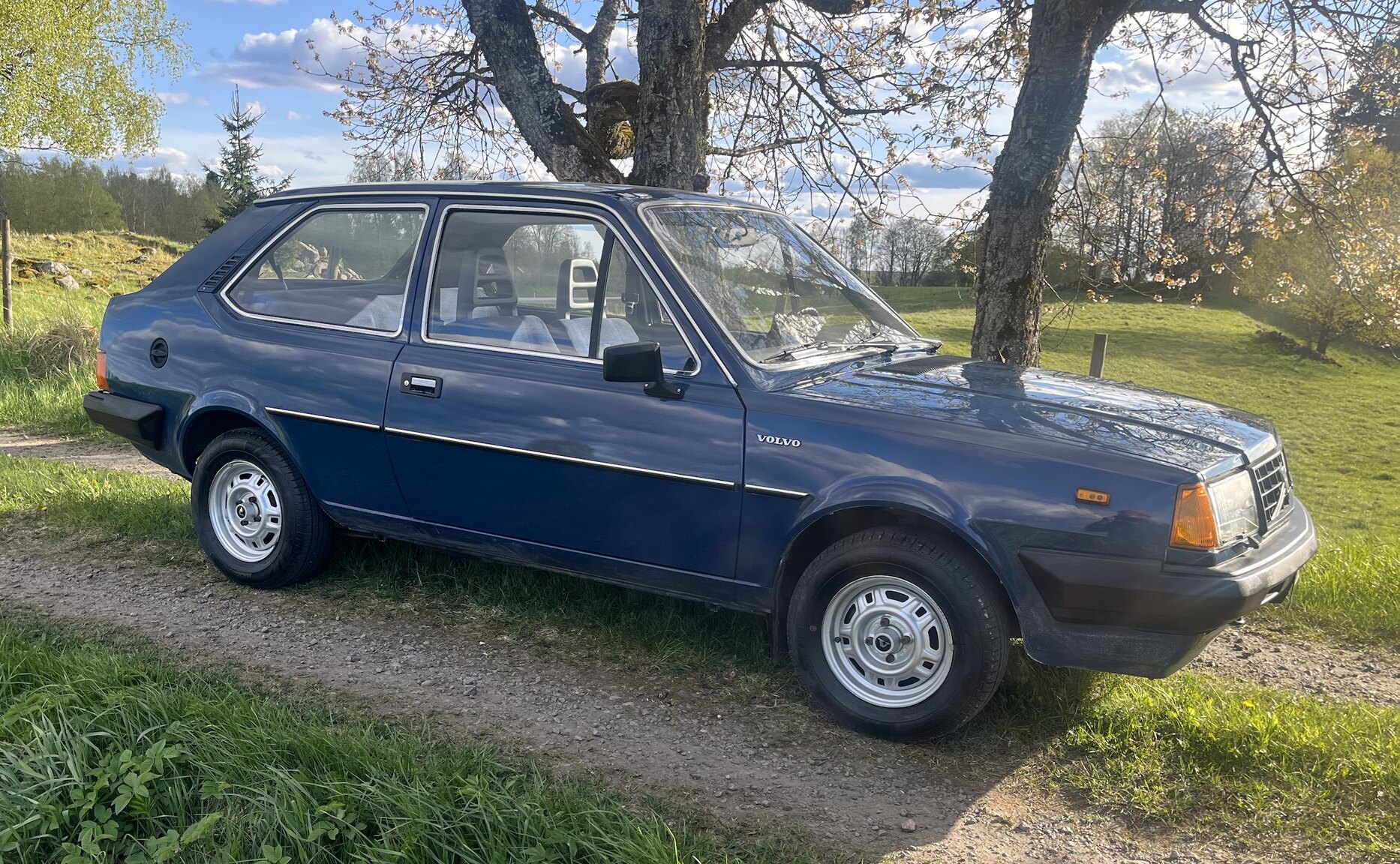 Exteriörbild på 1983 Volvo 340 (17)
