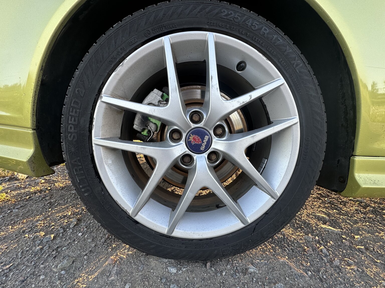 Exteriörbild på 2004 SAAB 9.3 Aero Convertible 2.0T
