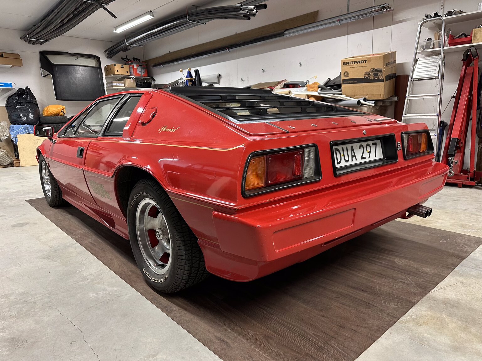 Exterior image of 1977 Lotus Esprit S1