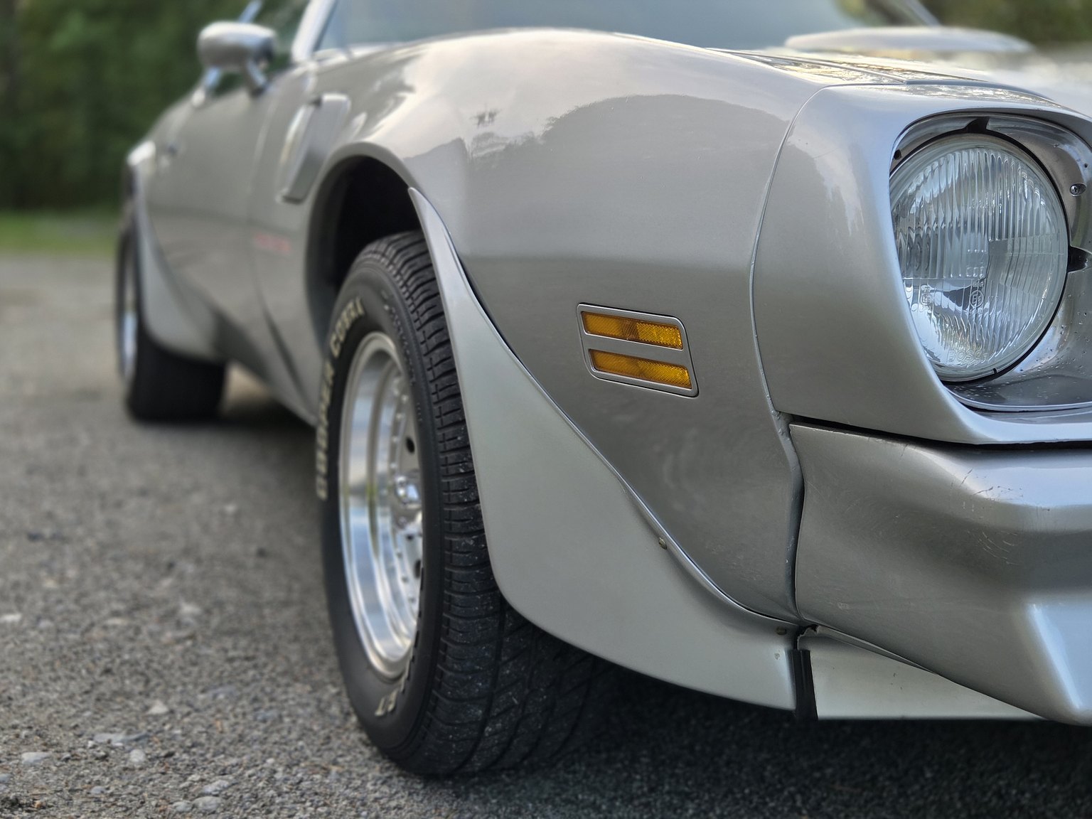 Exteriörbild på 1976 Pontiac Firebird Trans Am