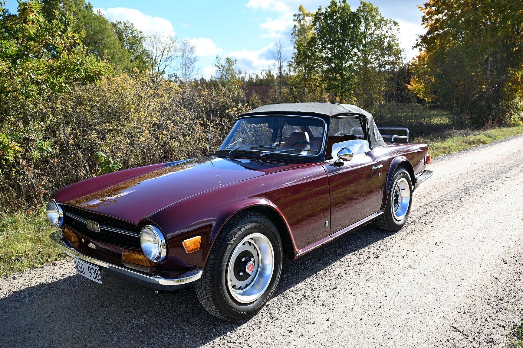 Exterior image of 1971 Triumph TR6
