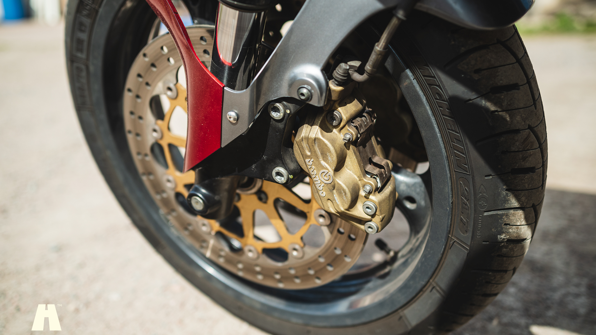 Exteriörbild på 2002 Moto Guzzi V11 Le Mans (79)