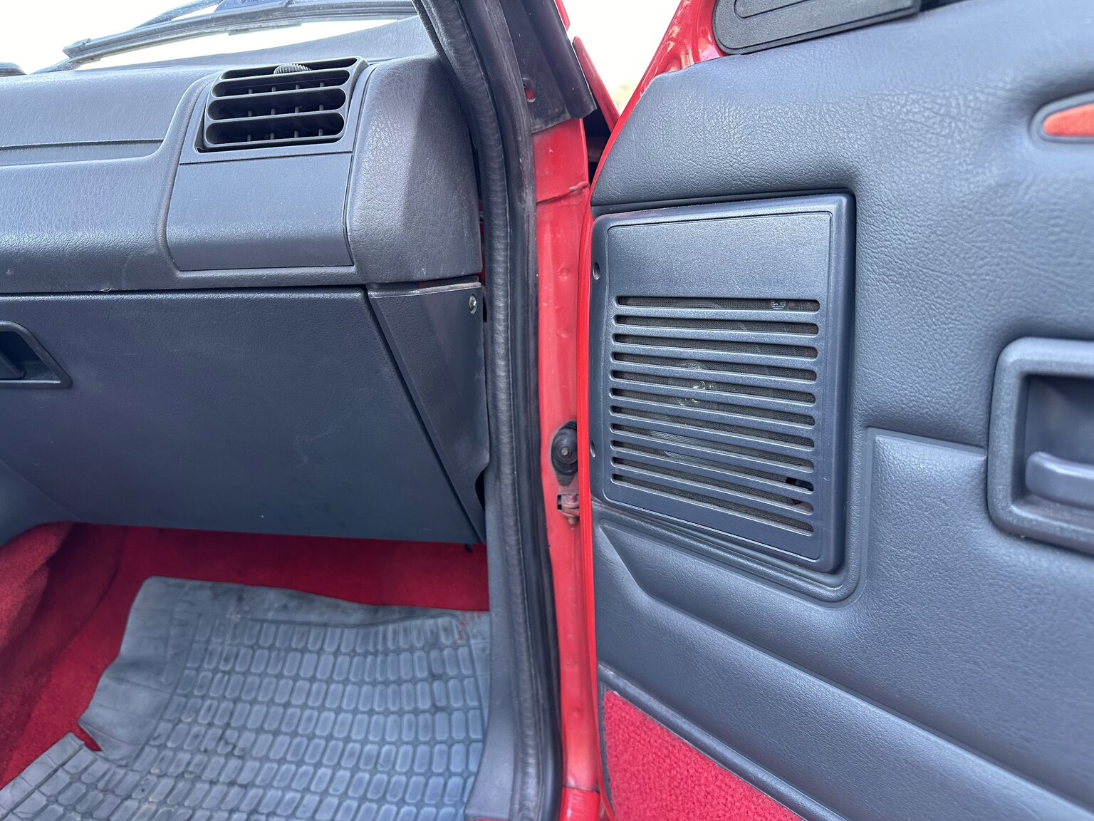 Interior image of 1989 Peugeot 205 GTI