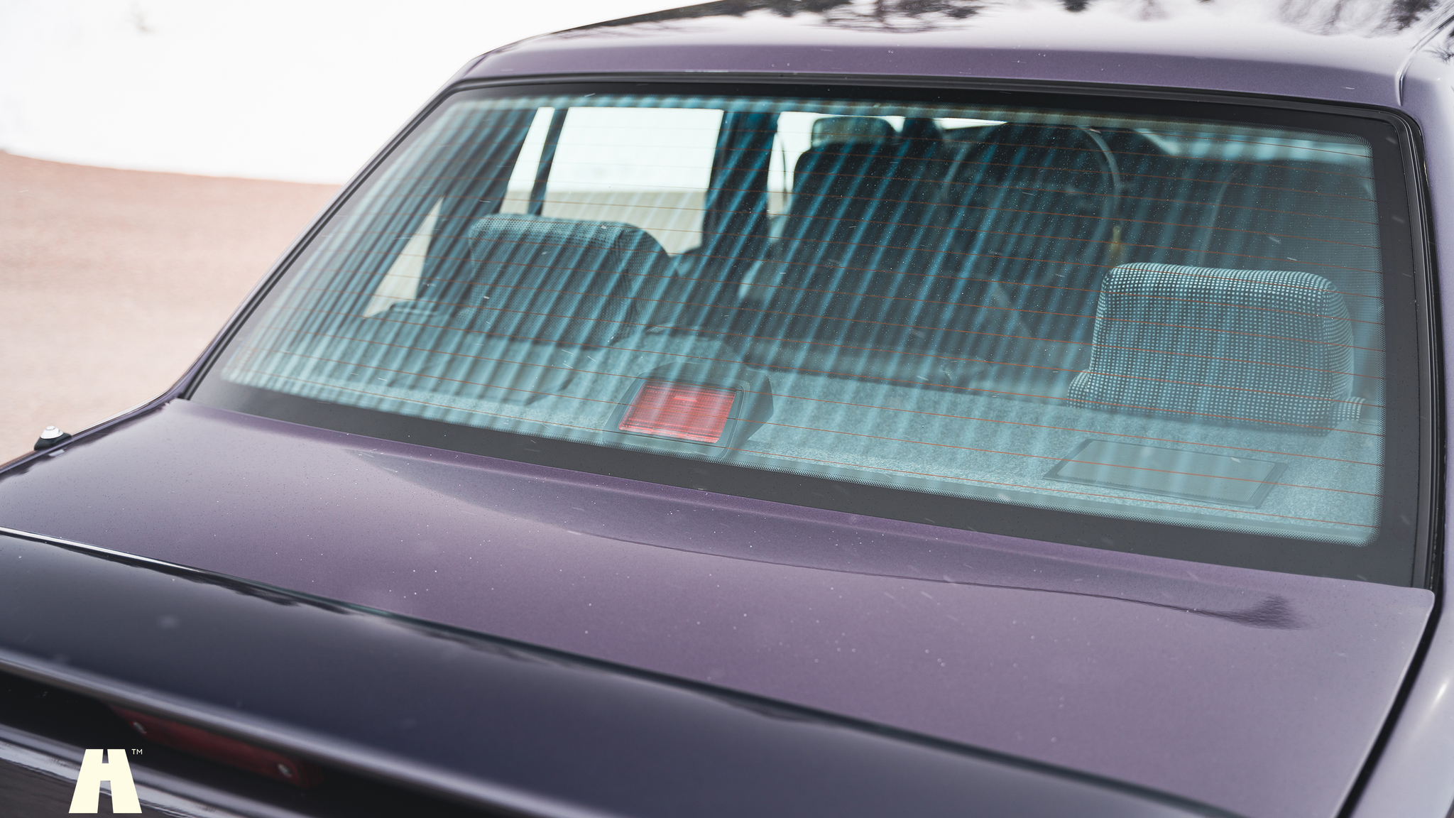 Exterior image of 1995 Volvo 940 SE