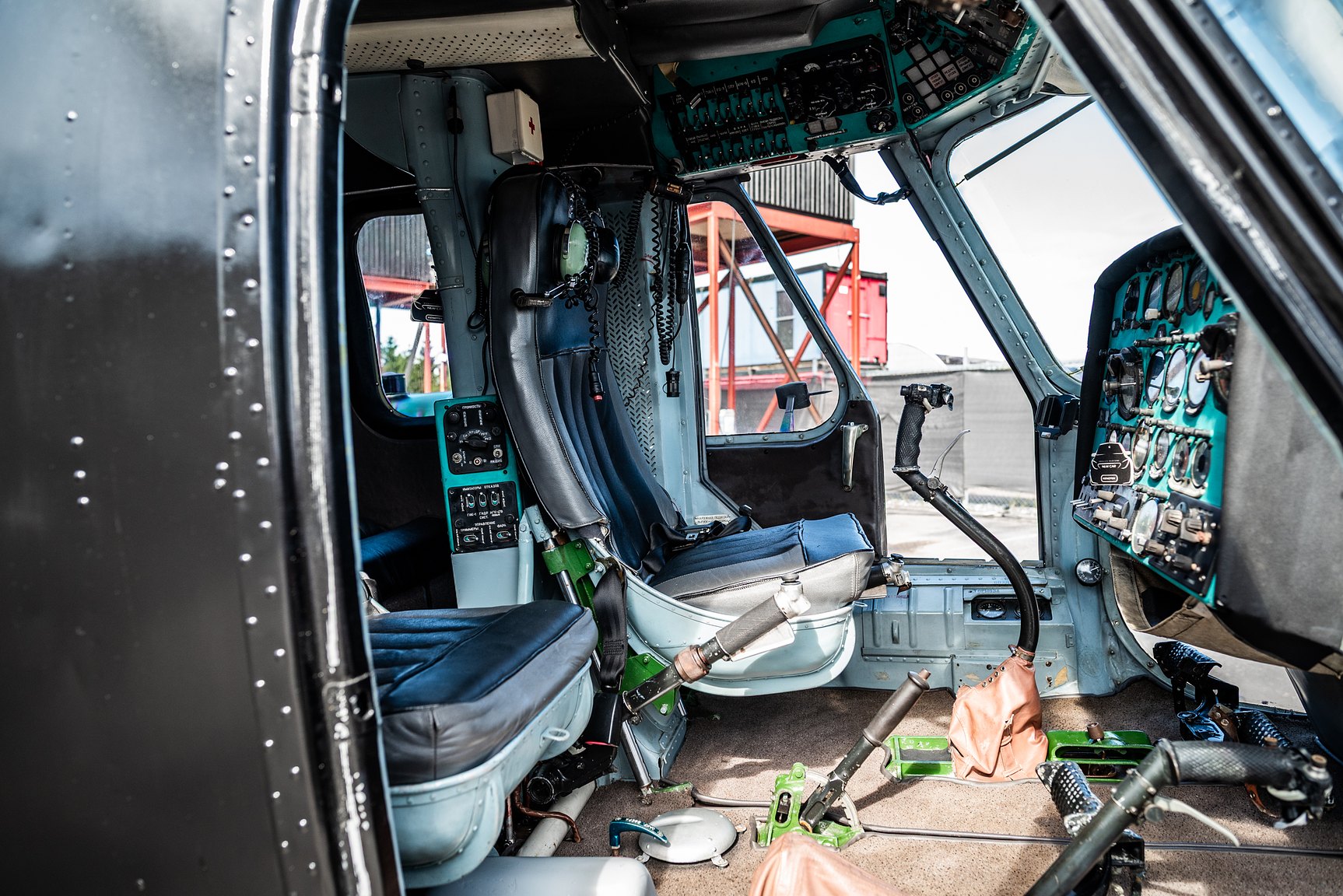 Interiörbild 1974 MIL Mi-2