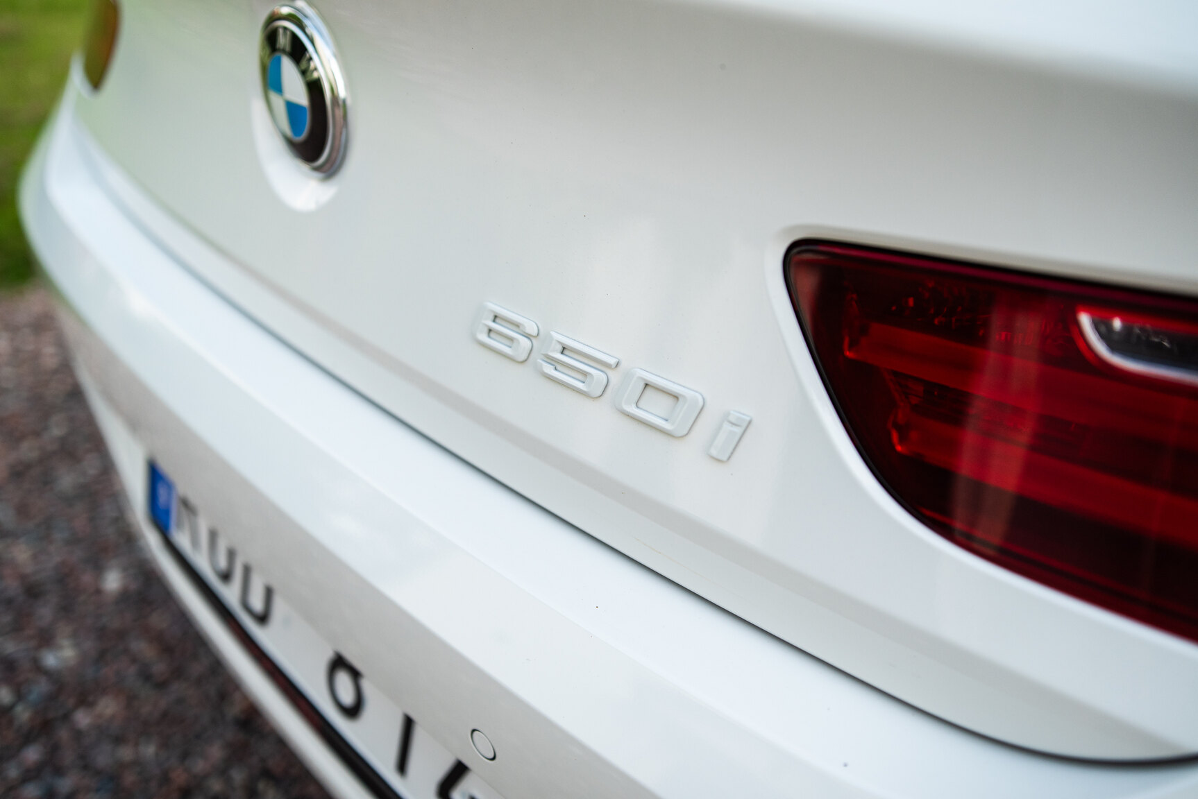 Exteriörbild på 2011 BMW 650i Cabriolet