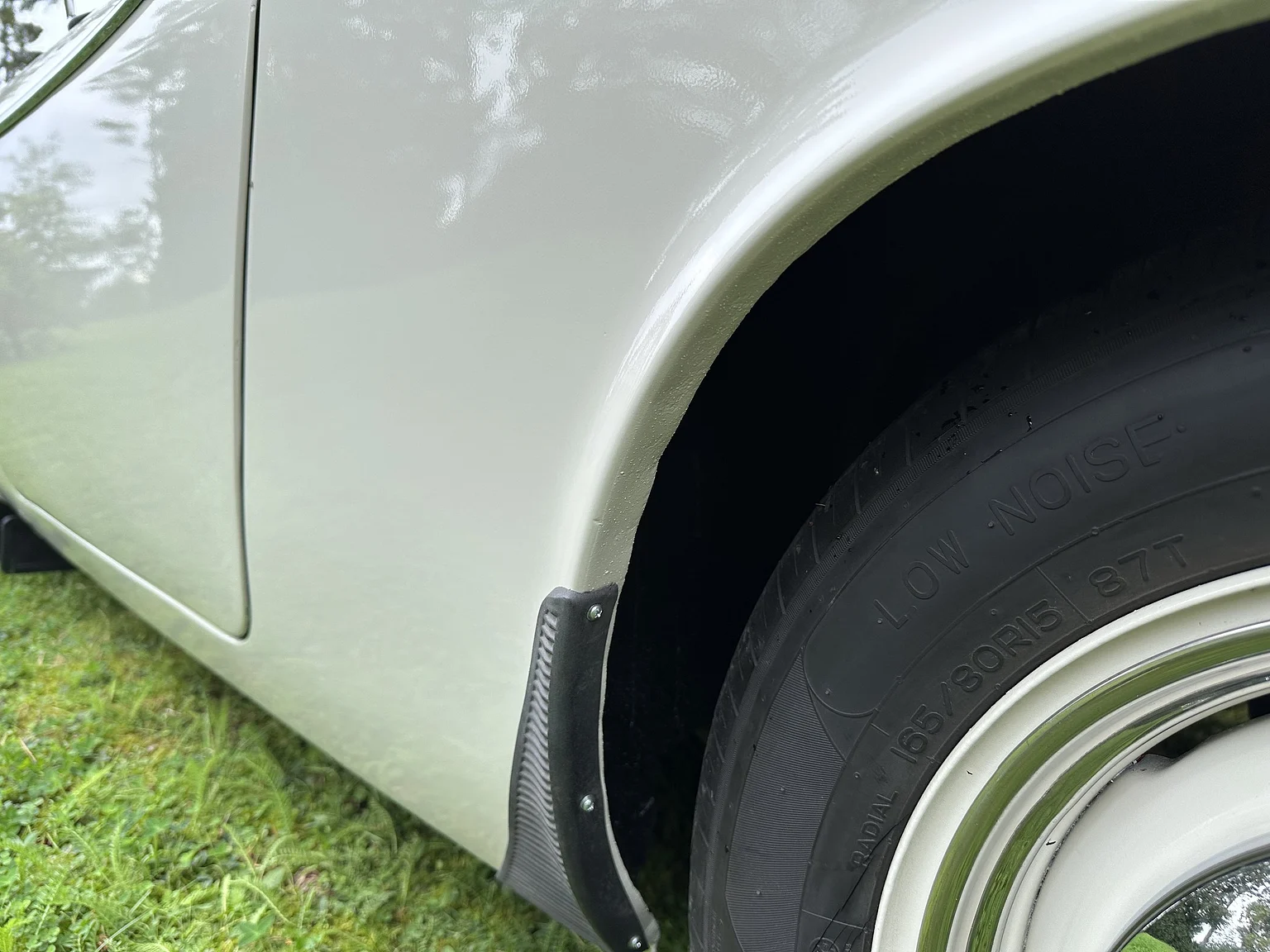 Exterior image of 1964 Volvo P1800S (52)